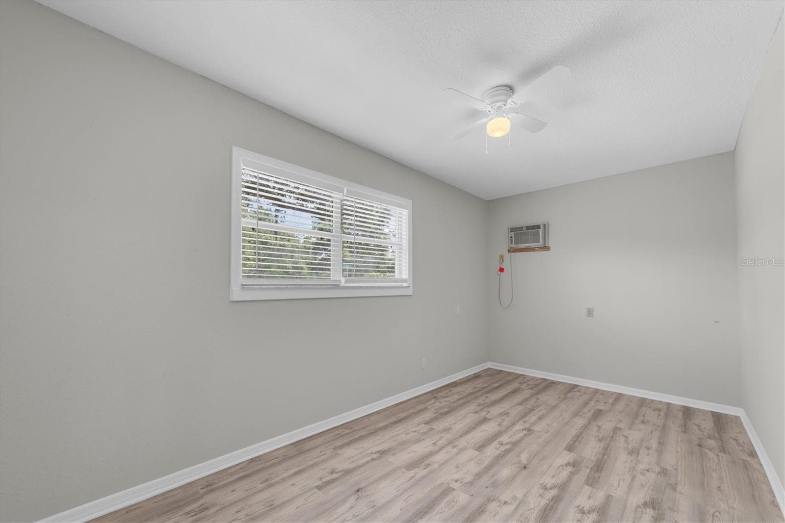 Single Family Residence at 1808 S CLUB CT, TAMPA, photo 10 of 45