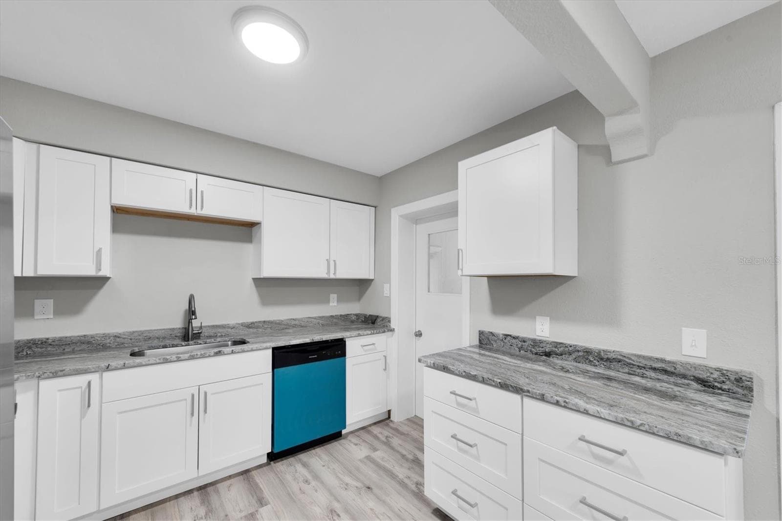 Single Family Residence at 1808 S CLUB CT, TAMPA, photo 11 of 45