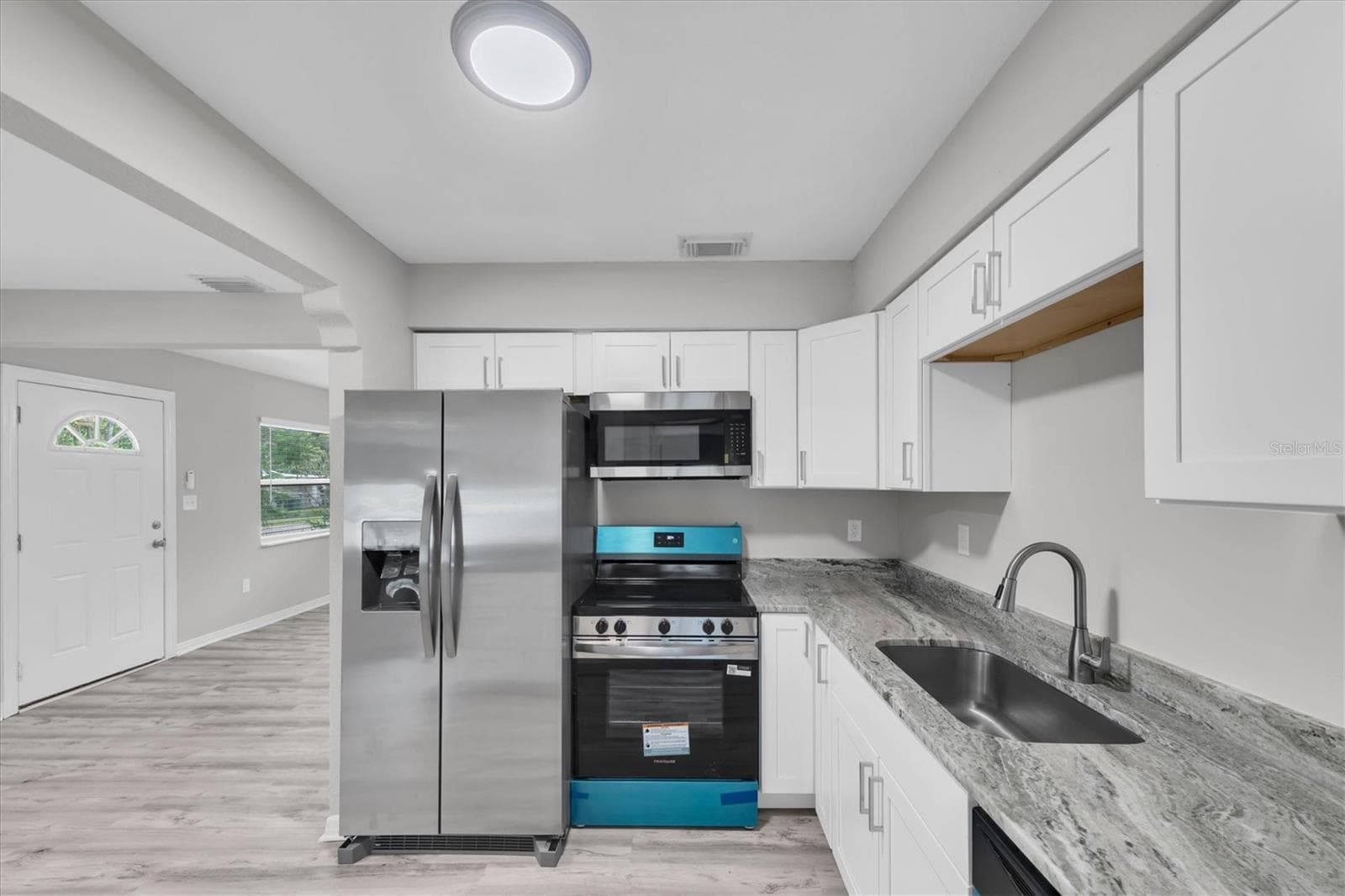 Single Family Residence at 1808 S CLUB CT, TAMPA, photo 14 of 45