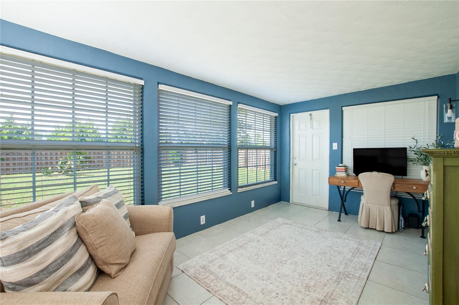 Single Family Residence at 22295 MONTROSE AVE, PORT CHARLOTTE, photo 12 of 24