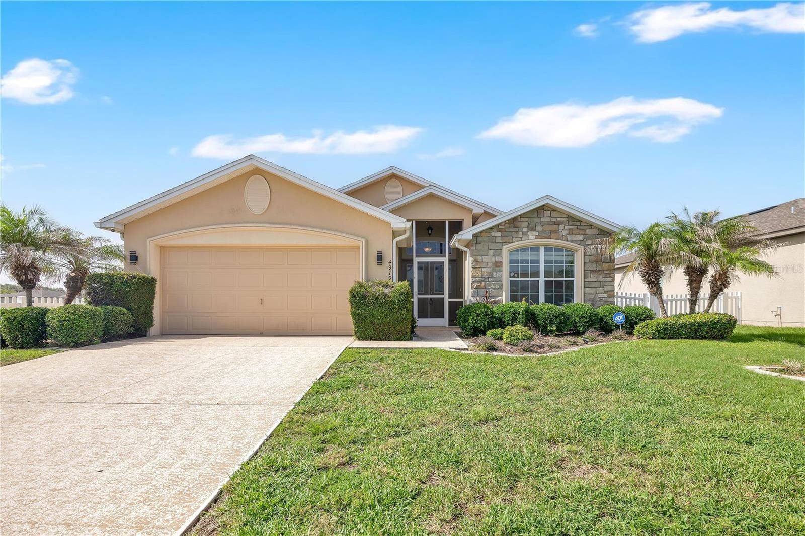 Single Family Residence at 4919 ST JAMES DR, WINTER HAVEN, photo 4 of 31