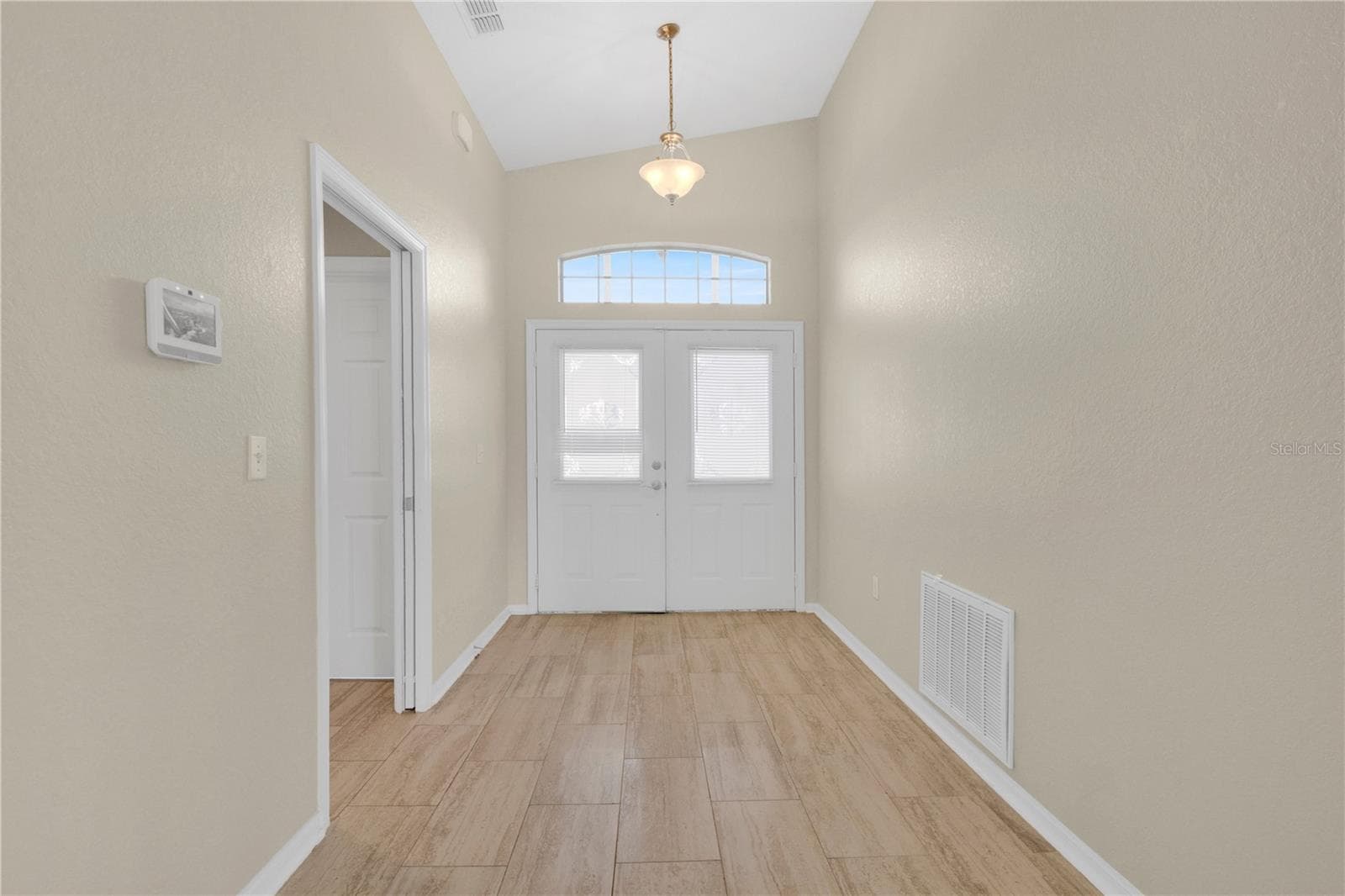 Single Family Residence at 4919 ST JAMES DR, WINTER HAVEN, photo 12 of 31