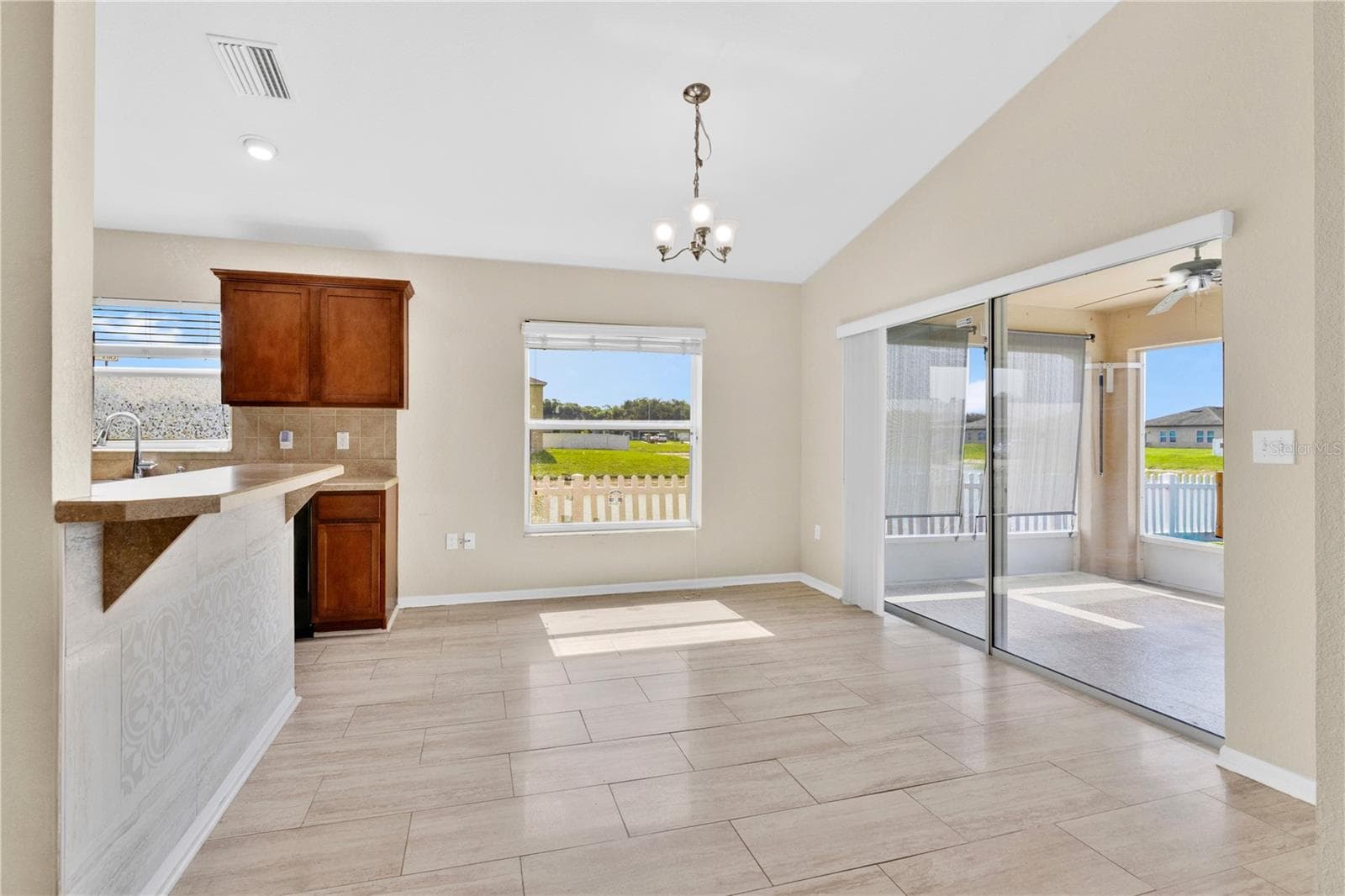 Single Family Residence at 4919 ST JAMES DR, WINTER HAVEN, photo 16 of 31