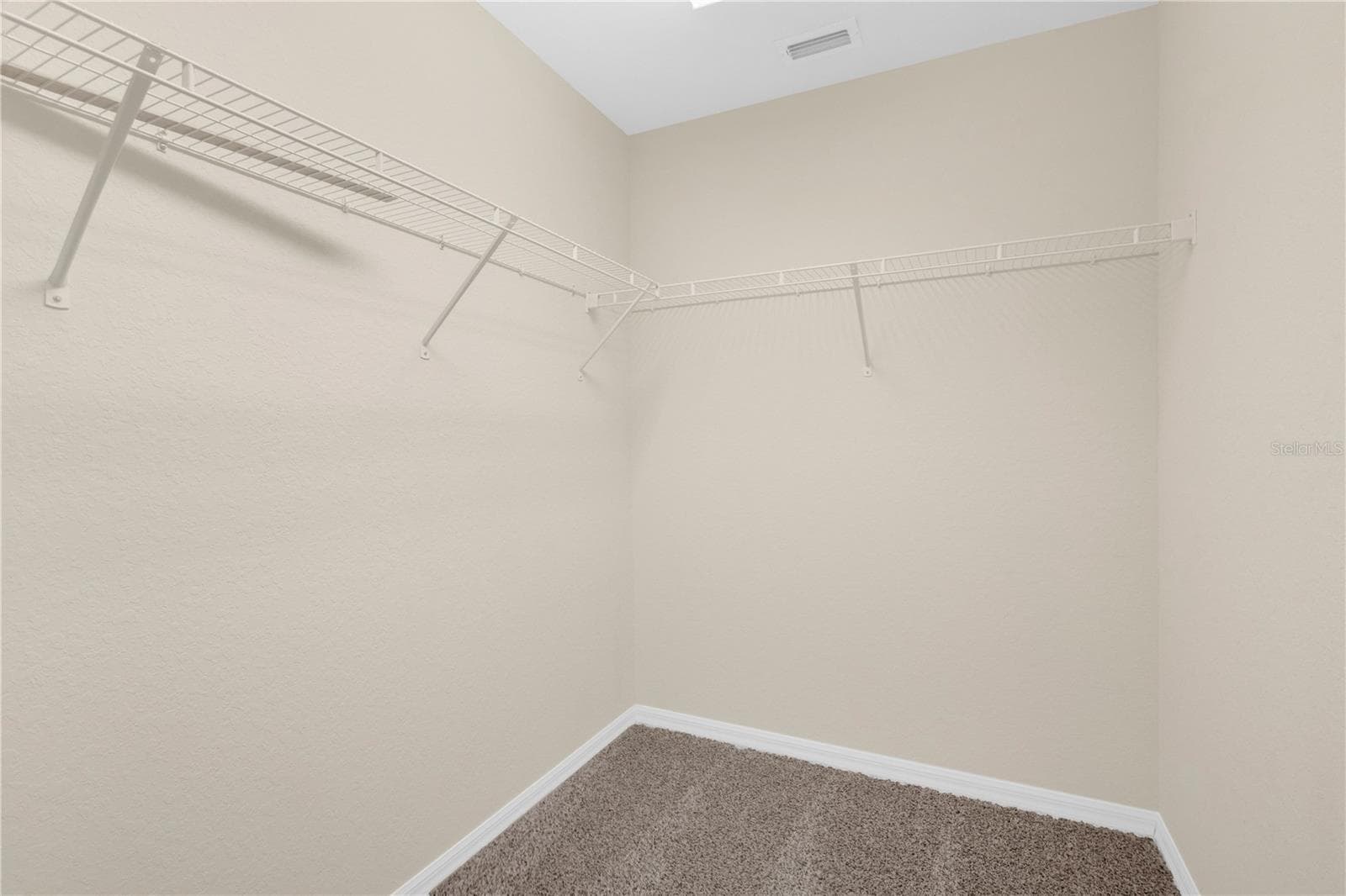 Single Family Residence at 4919 ST JAMES DR, WINTER HAVEN, photo 21 of 31
