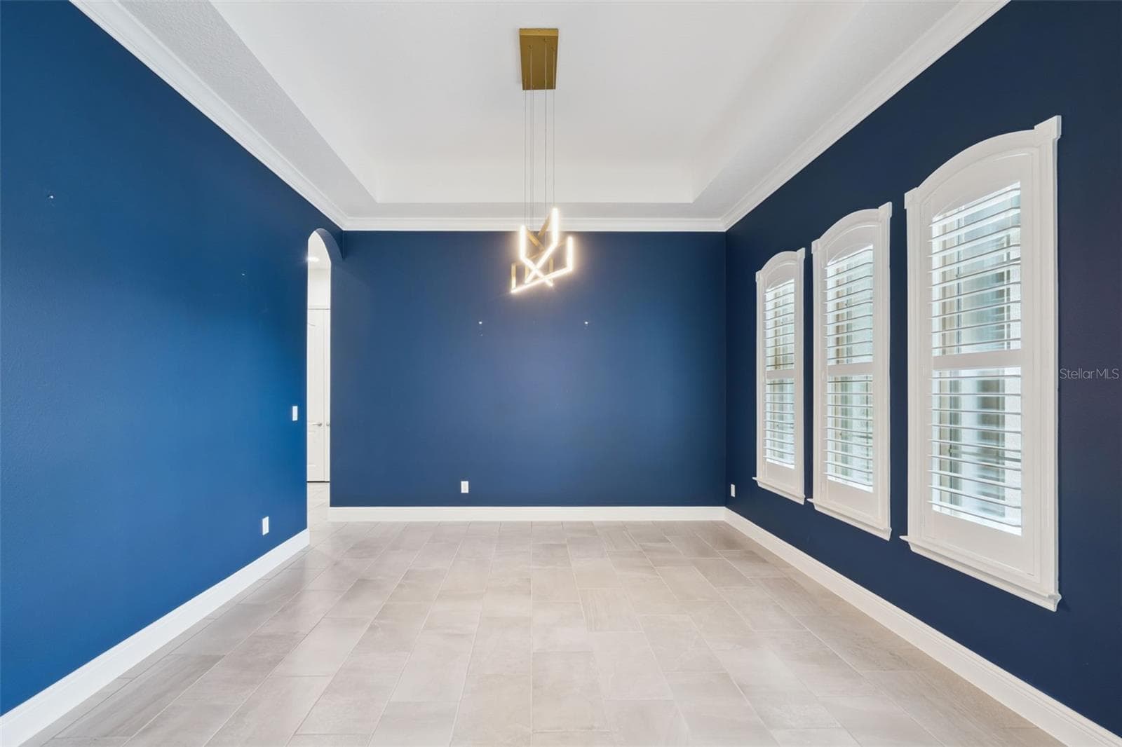 Formal dining room for entertaining - 1417 OIL LAMP CV, LAKE MARY