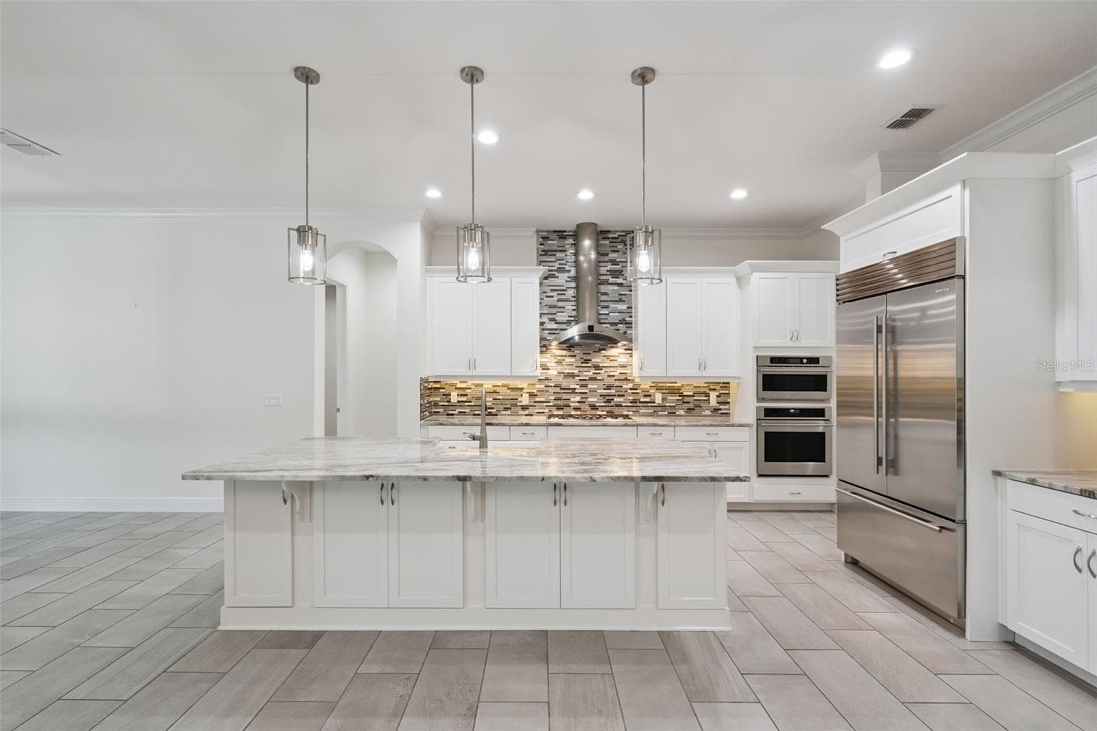 Gourmet kitchen with ample cabinetry - 1417 OIL LAMP CV, LAKE MARY