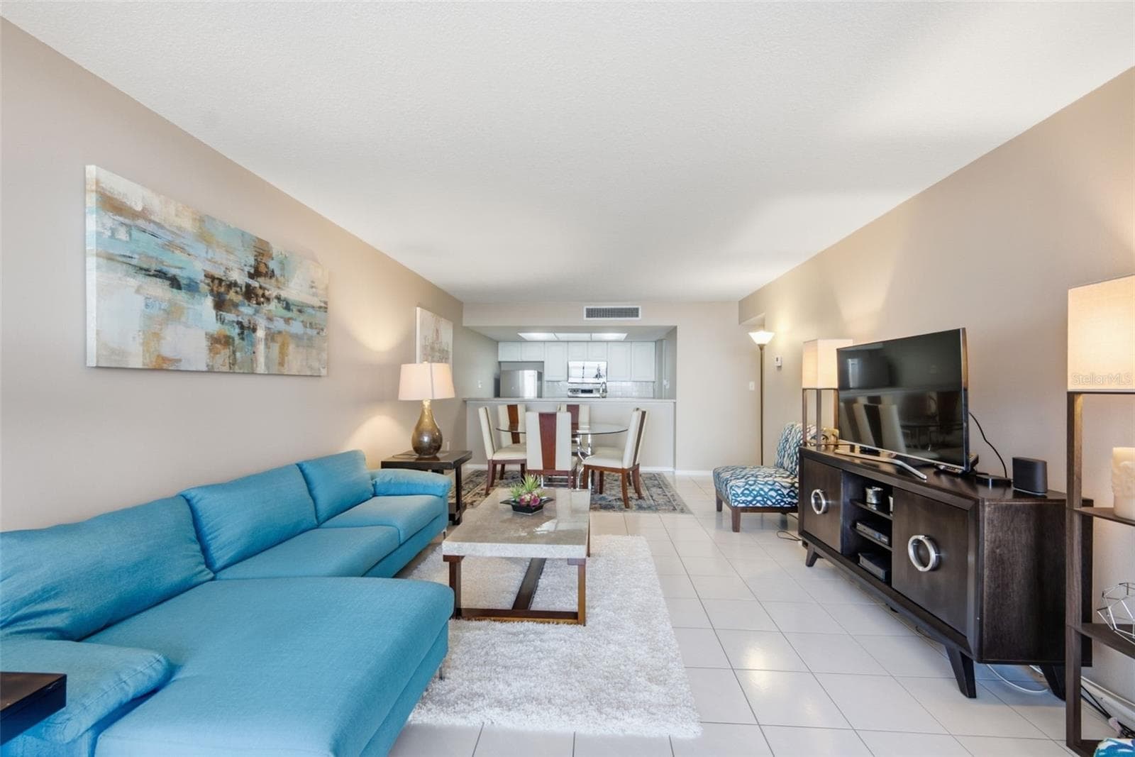 Condominium at 450 S GULFVIEW BLVD #705, CLEARWATER BEACH, photo 7 of 40