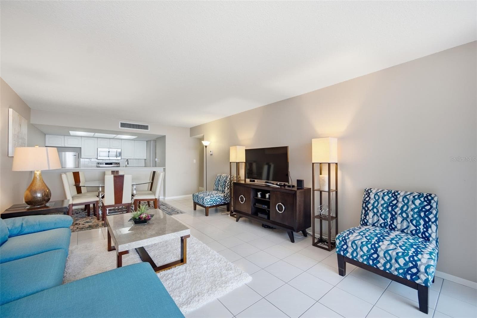 Condominium at 450 S GULFVIEW BLVD #705, CLEARWATER BEACH, photo 11 of 40