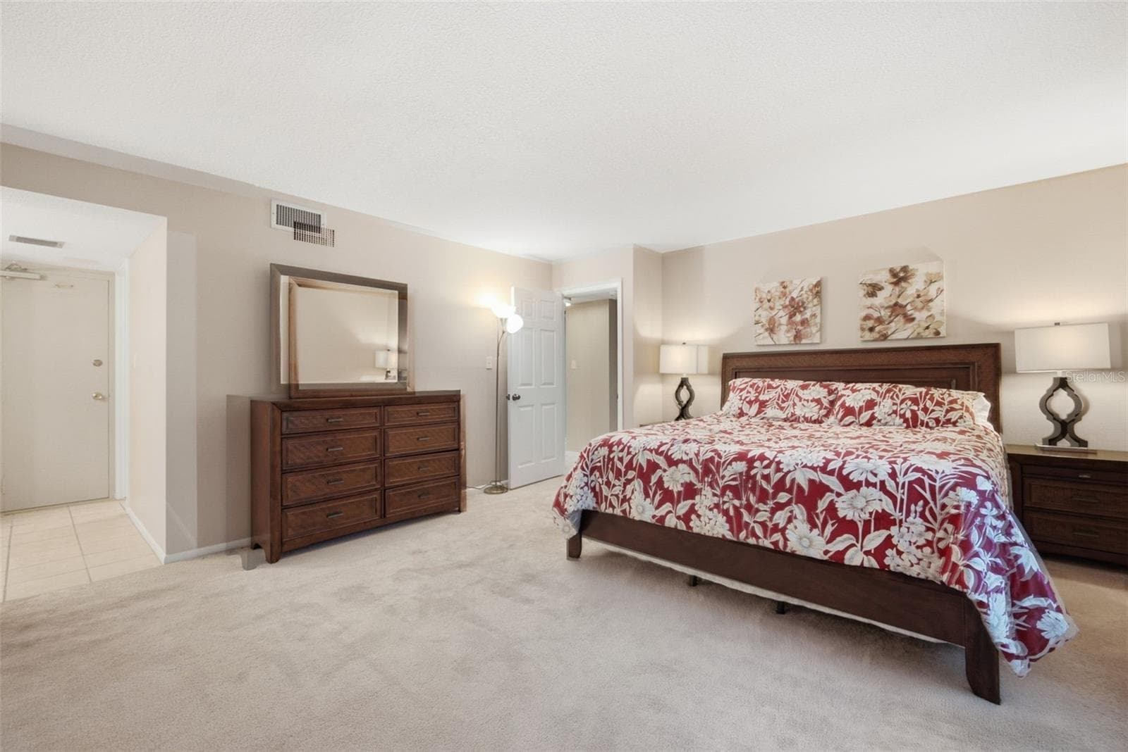 Condominium at 450 S GULFVIEW BLVD #705, CLEARWATER BEACH, photo 16 of 40