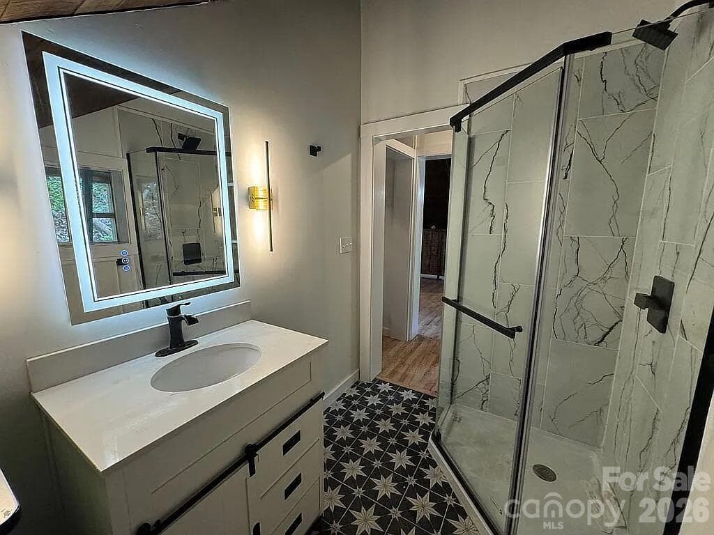 Single Family Residence at Burnsville, photo 8 of 32