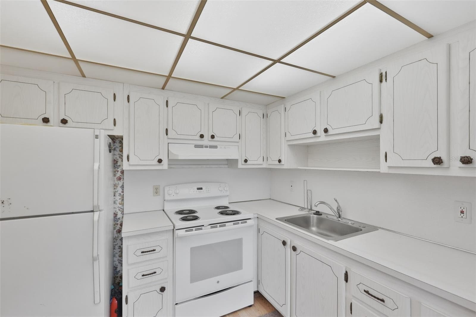 Condominium at 1811 BEDFORD LN #163, SUN CITY CENTER, photo 4 of 48