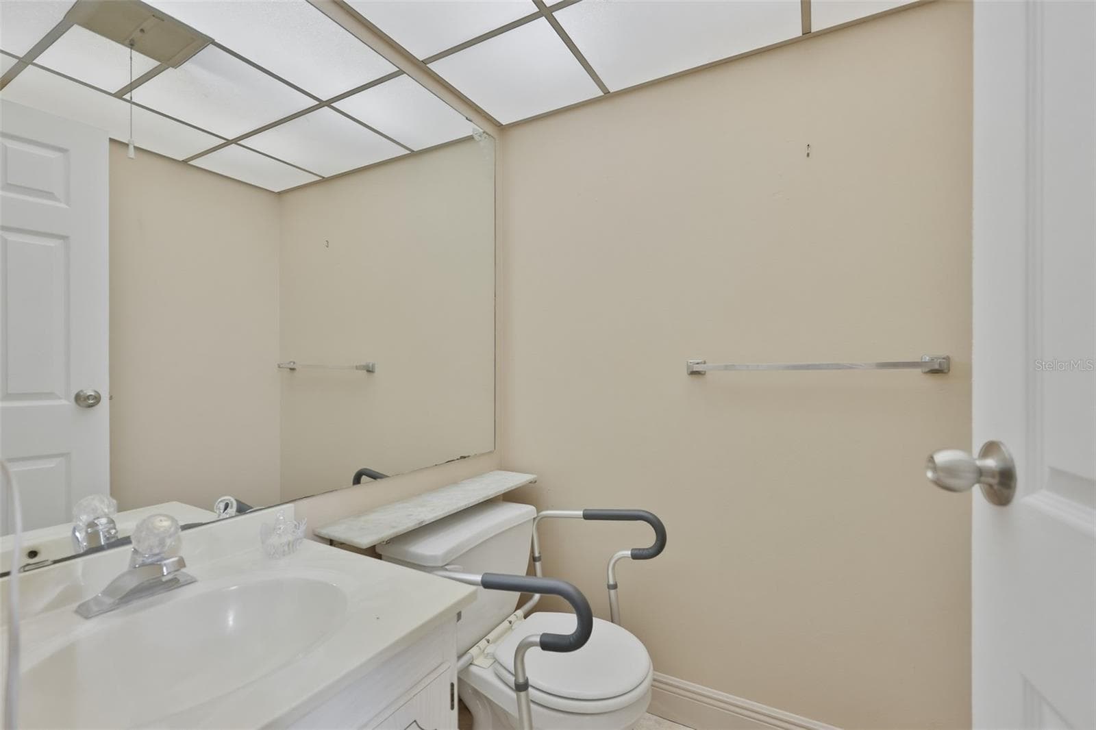 Condominium at 1811 BEDFORD LN #163, SUN CITY CENTER, photo 26 of 48