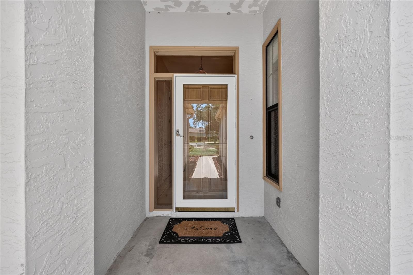 Entrance - 4588 NE 4TH ST, OCALA