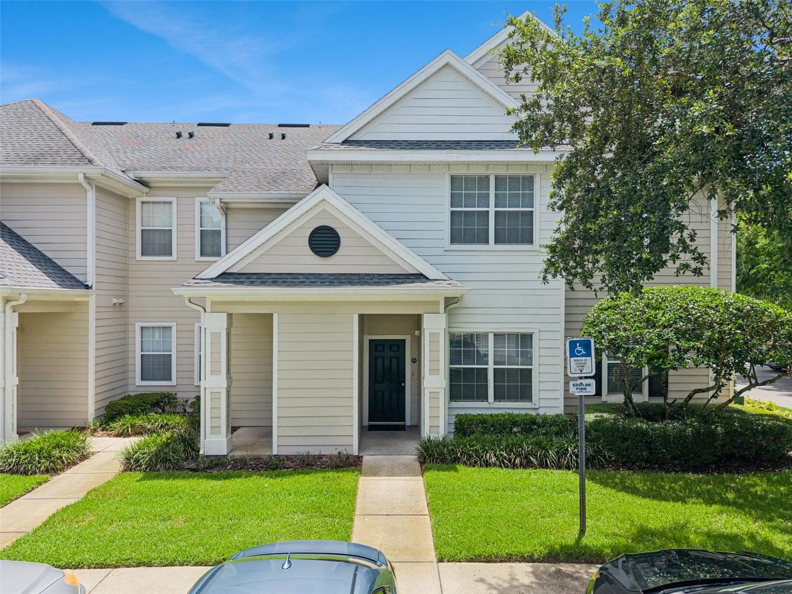 200 SOUTHERN PECAN CIR #104