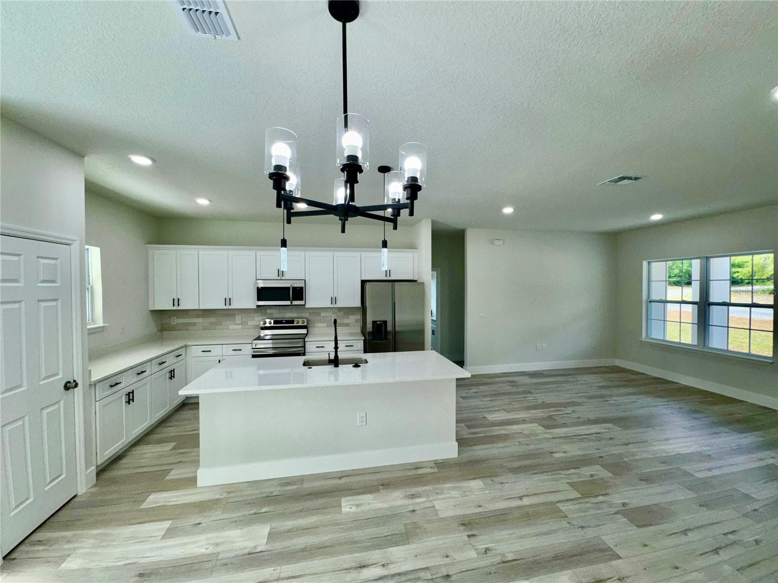MODEL HOME - 1458 W LANDMARK DR, CITRUS SPRINGS