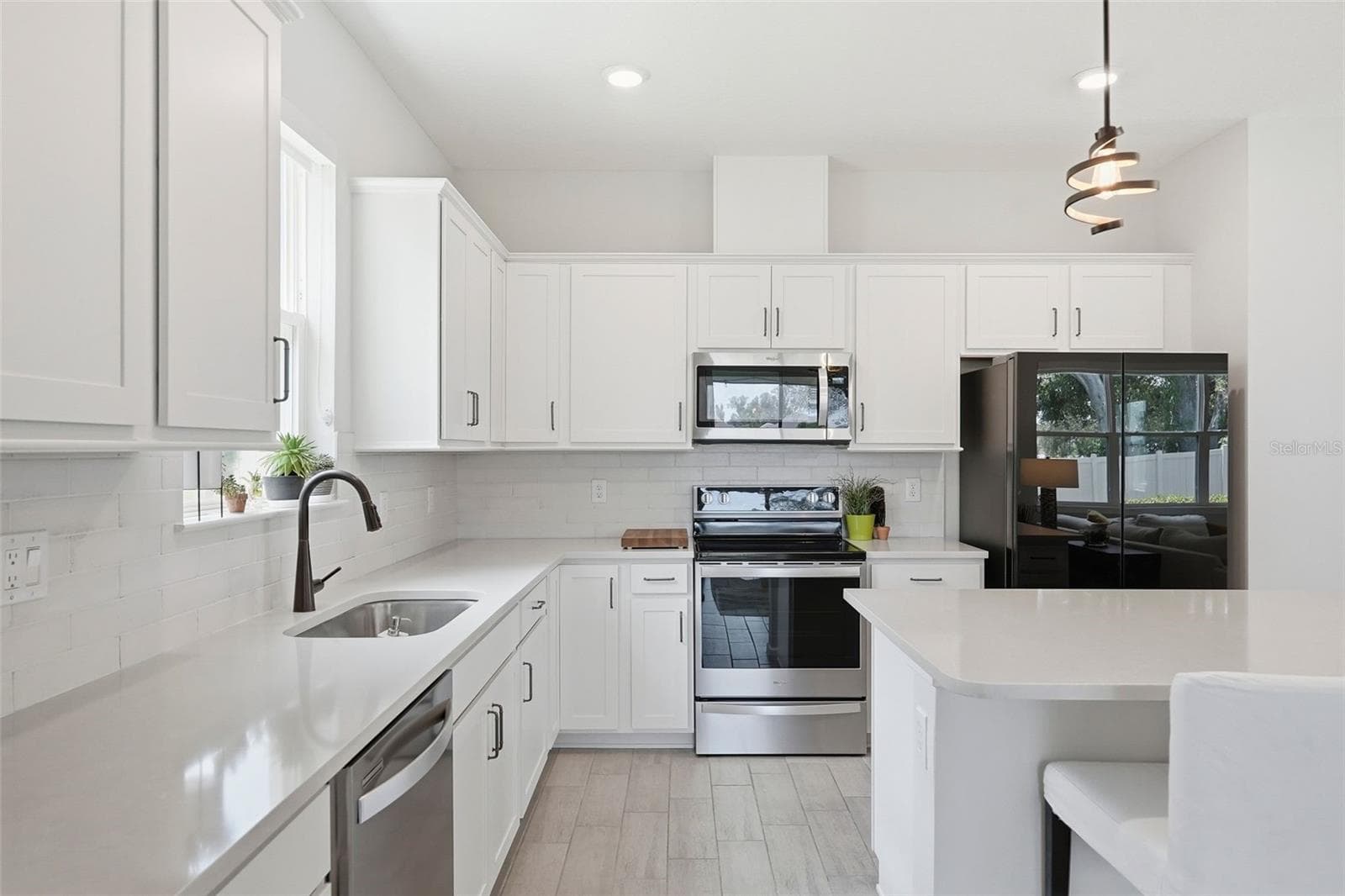 Single Family Residence at 2949 PIER POINTE LN, CLEARWATER, photo 16 of 48