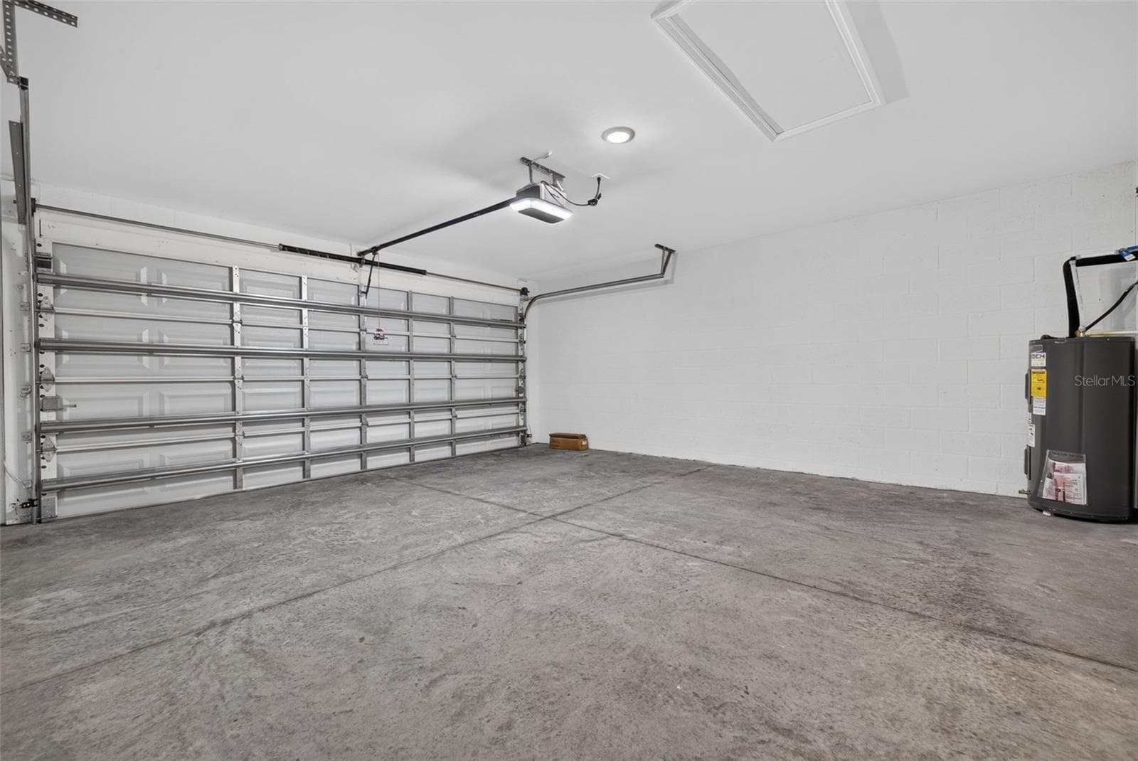 2 car garage - 3254 PLYMOUTH ST, PORT CHARLOTTE