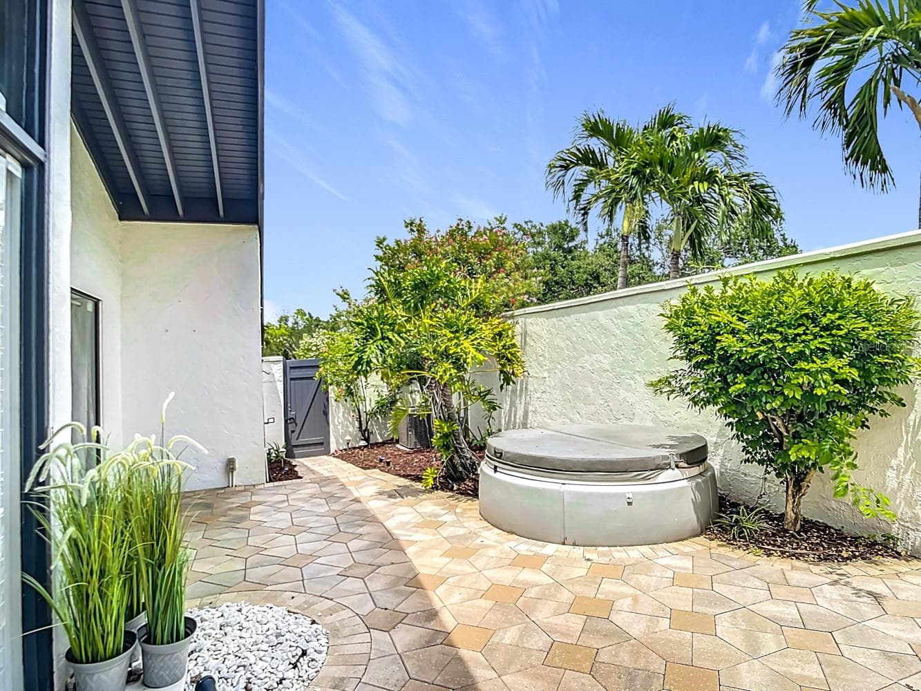 Condominium at 780 SARABAY RD #16, OSPREY, photo 8 of 54