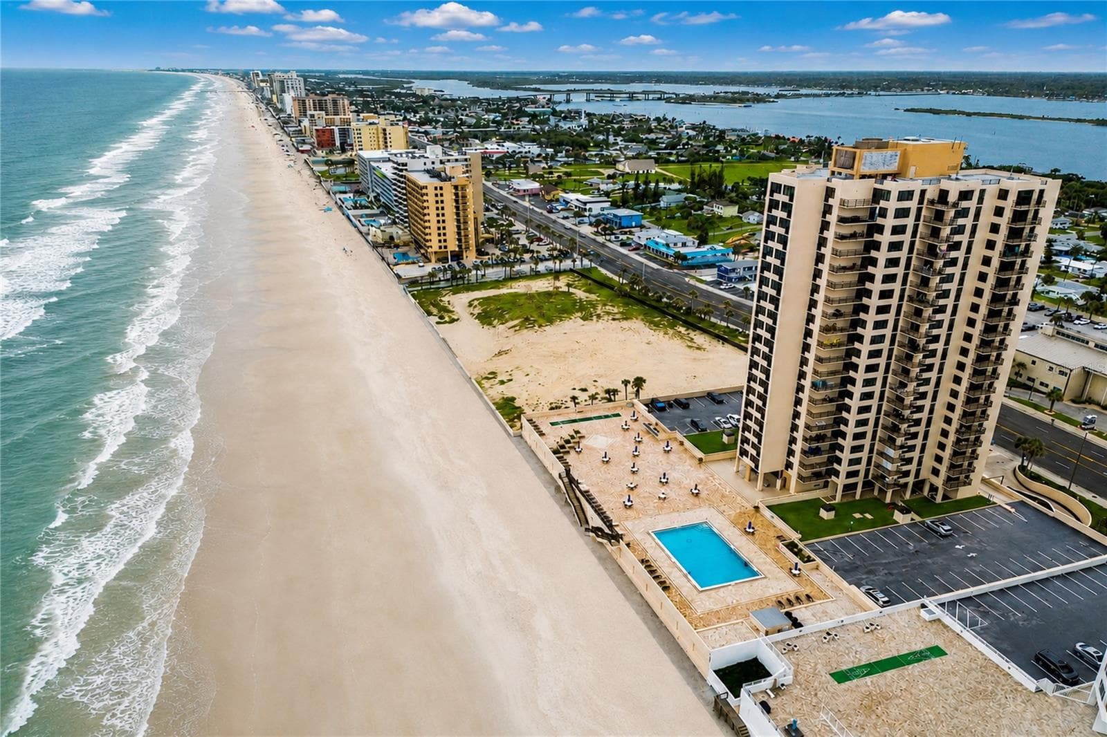 Condominium at 3051 S ATLANTIC AVE #V060, DAYTONA BEACH SHORES, photo 3 of 30