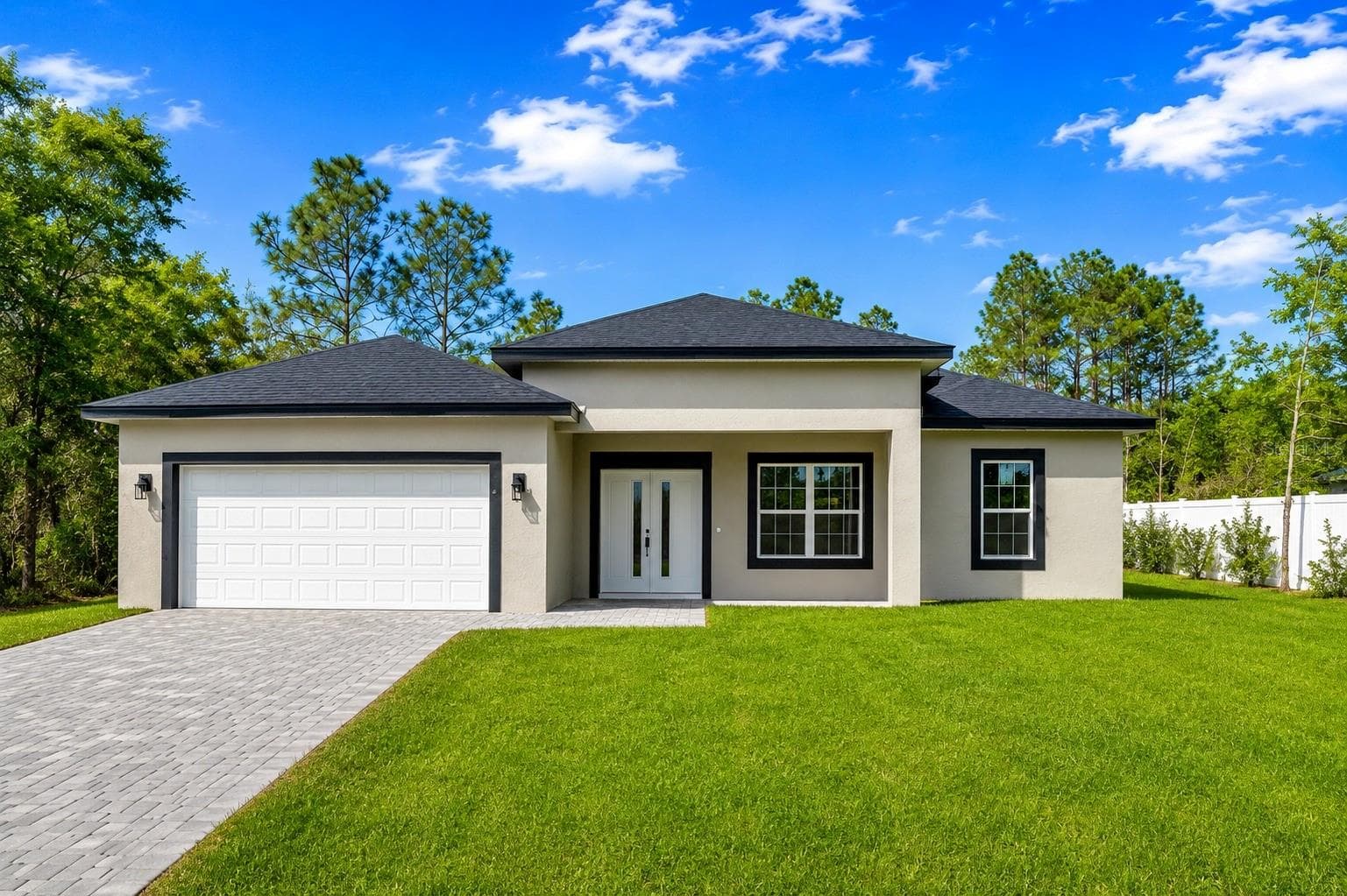 8596 N VINCE DR