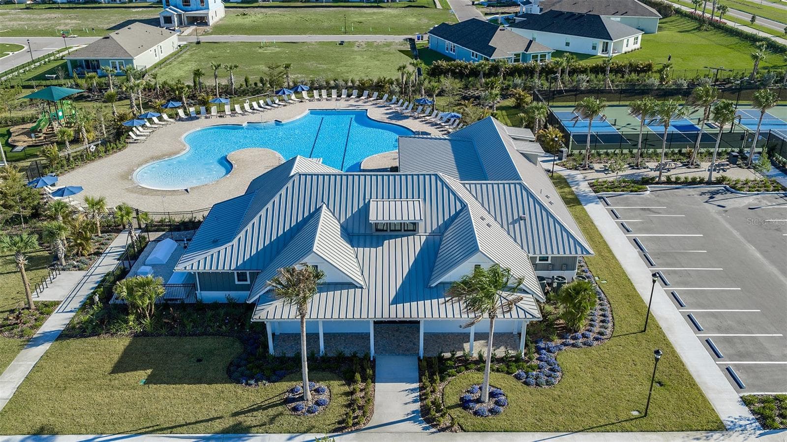 Community Amenities - 5254 COLONY VISTA DR, APOLLO BEACH