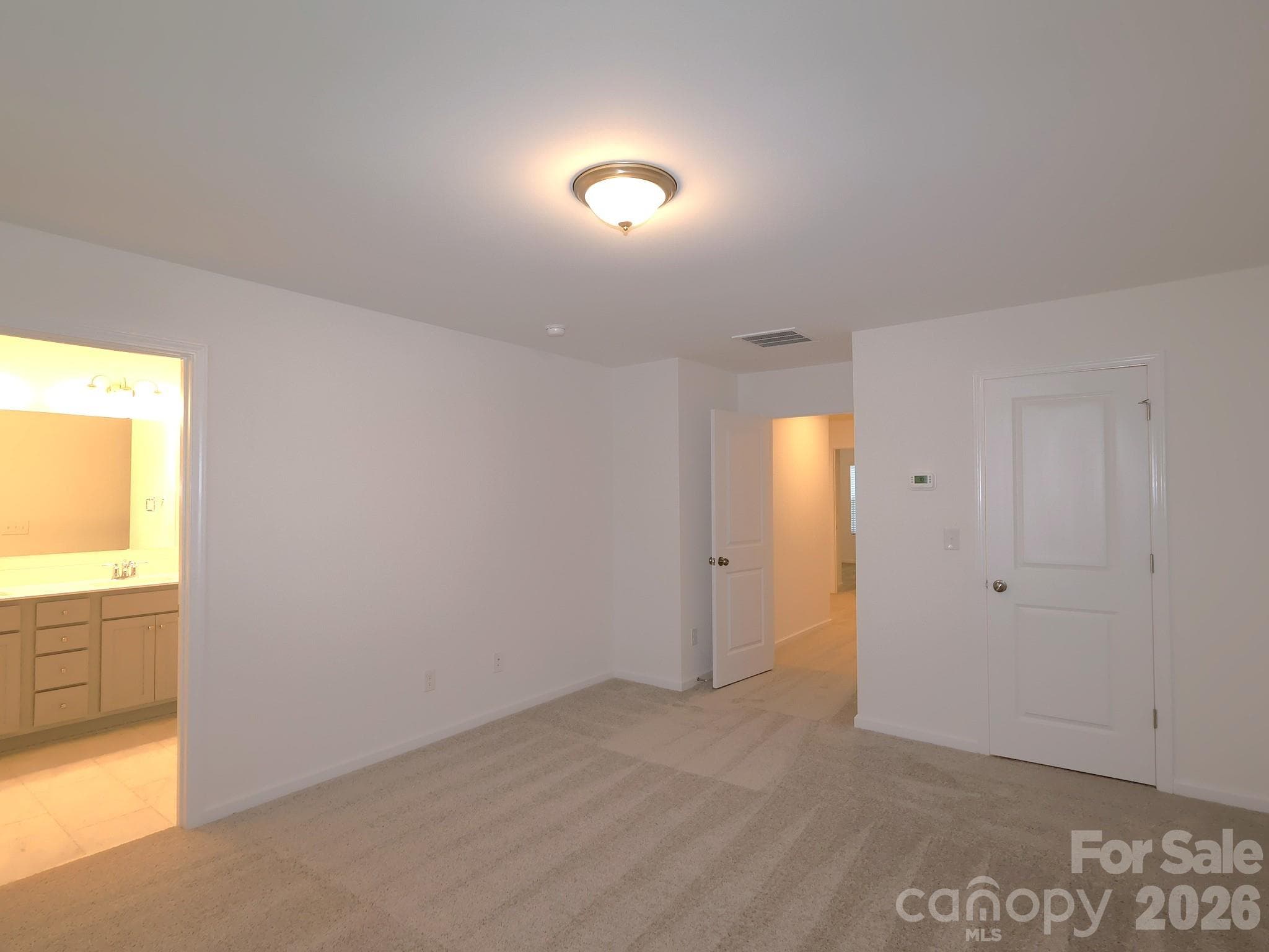 Owner's suite - 2704 Yeager Drive NW, Concord