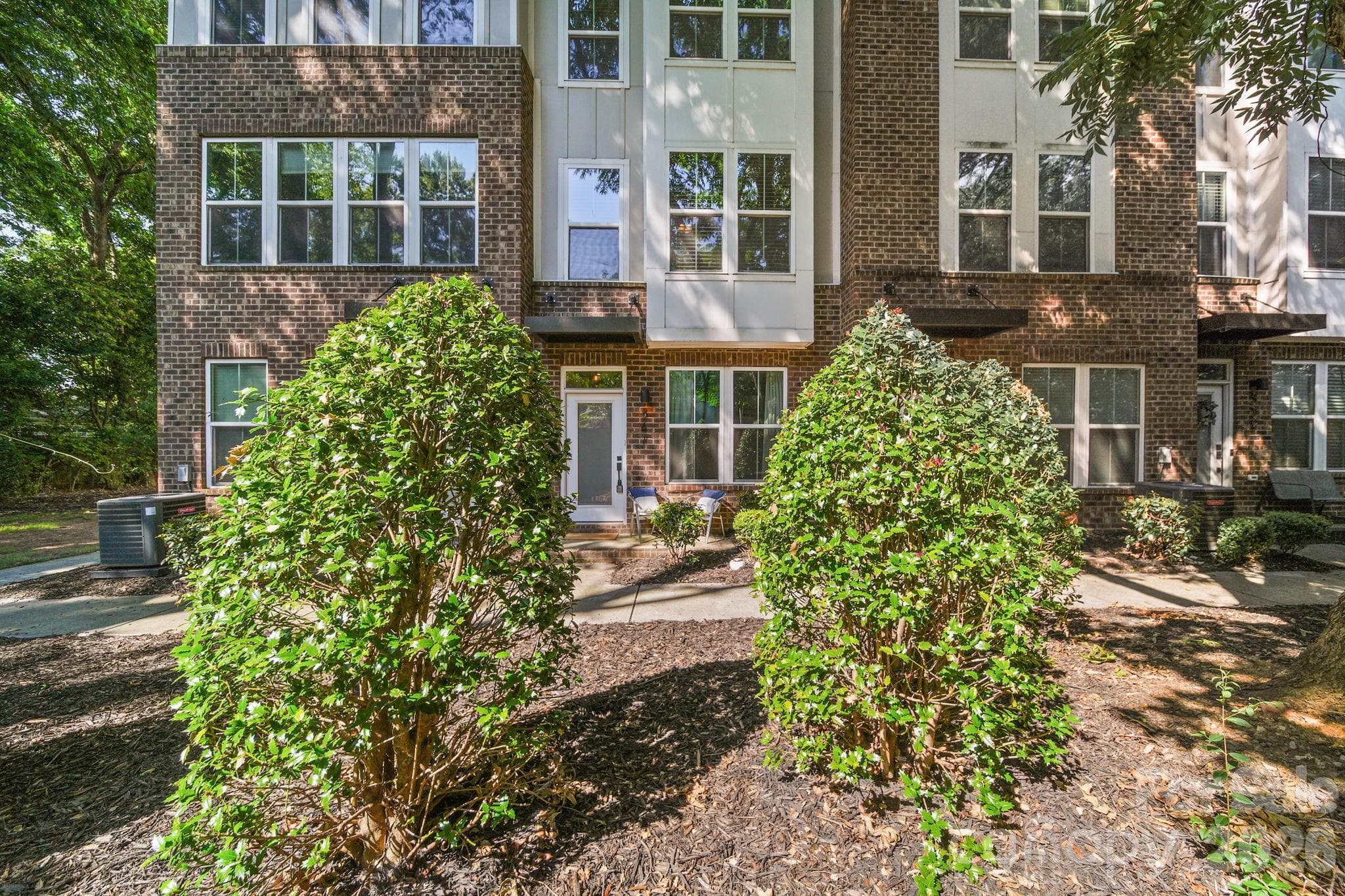 Townhouse at 547 Old Mill Road, Charlotte, photo 26 of 32