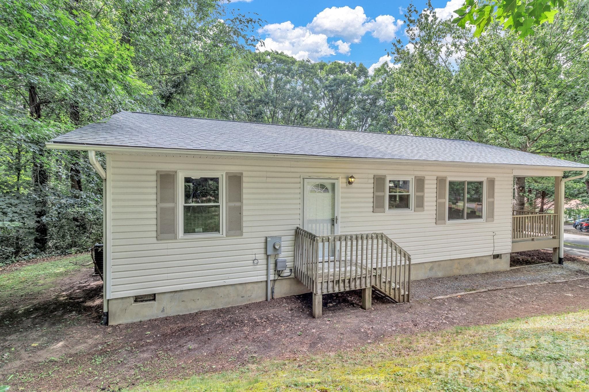 Single Family Residence at 18 Mctindal Circle, Asheville, photo 23 of 25