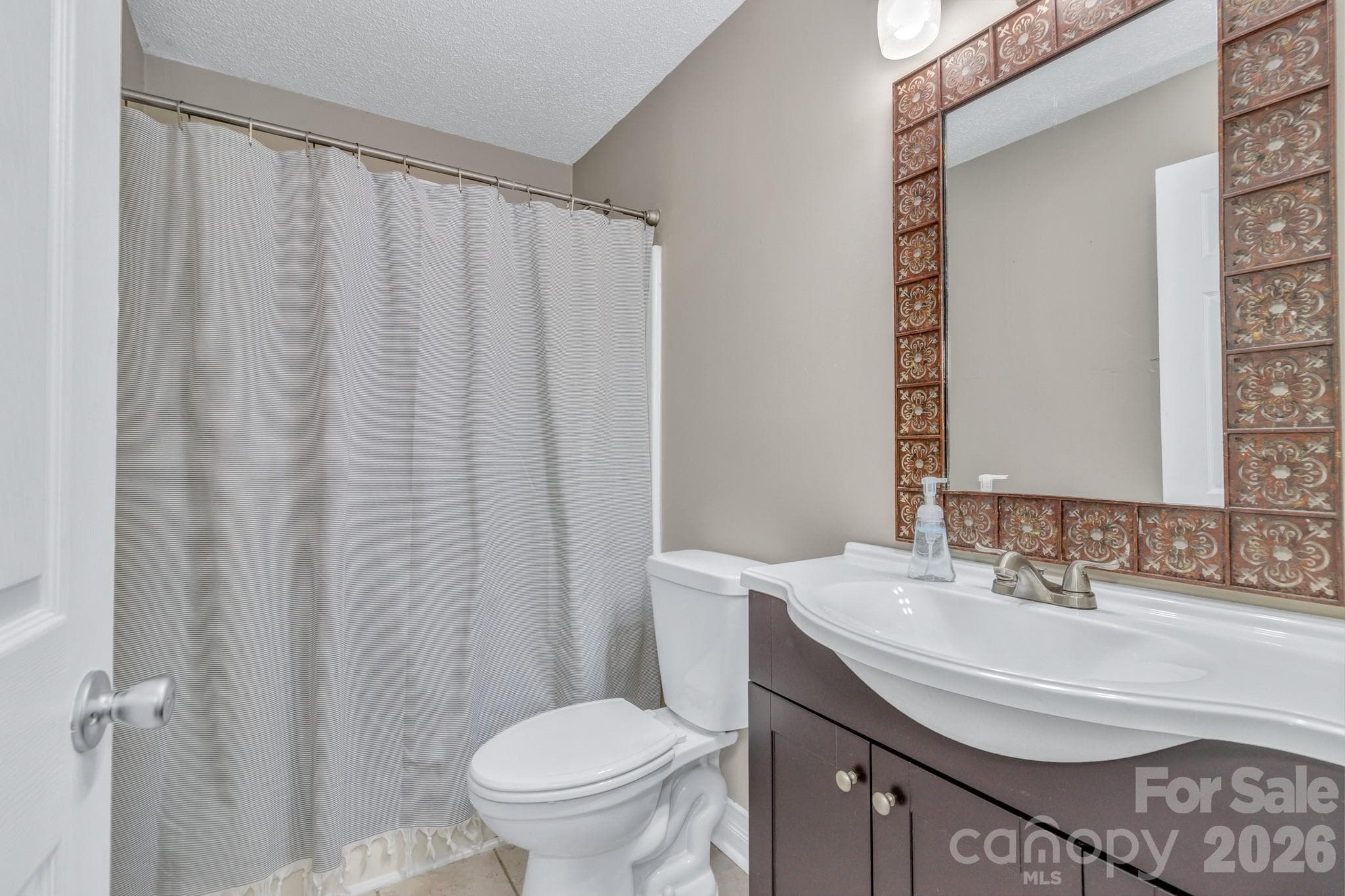 full bath - 18 Mctindal Circle, Asheville