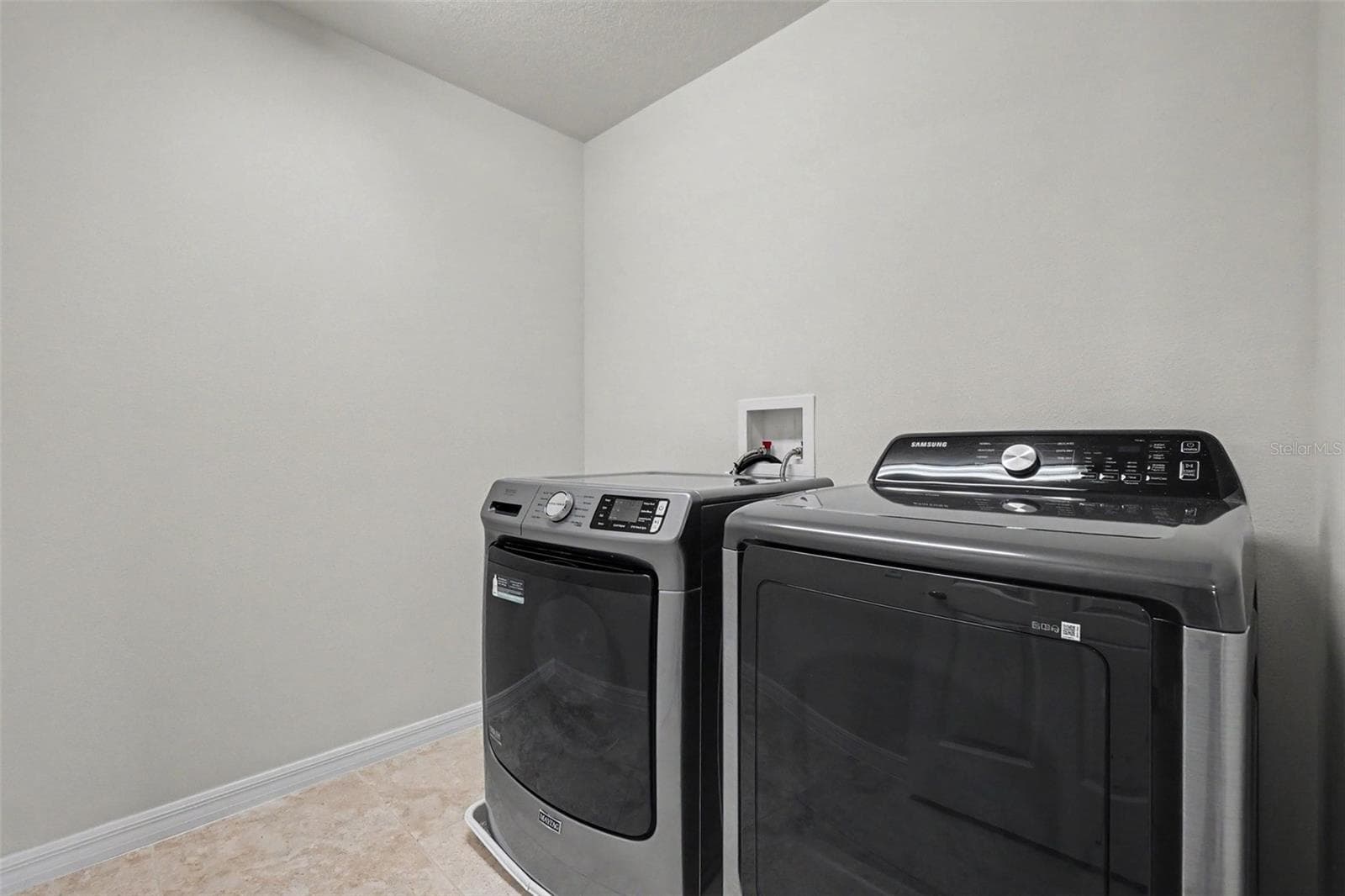 Single Family Residence at 9217 EUROPEAN OLIVE WAY, RIVERVIEW, photo 28 of 30