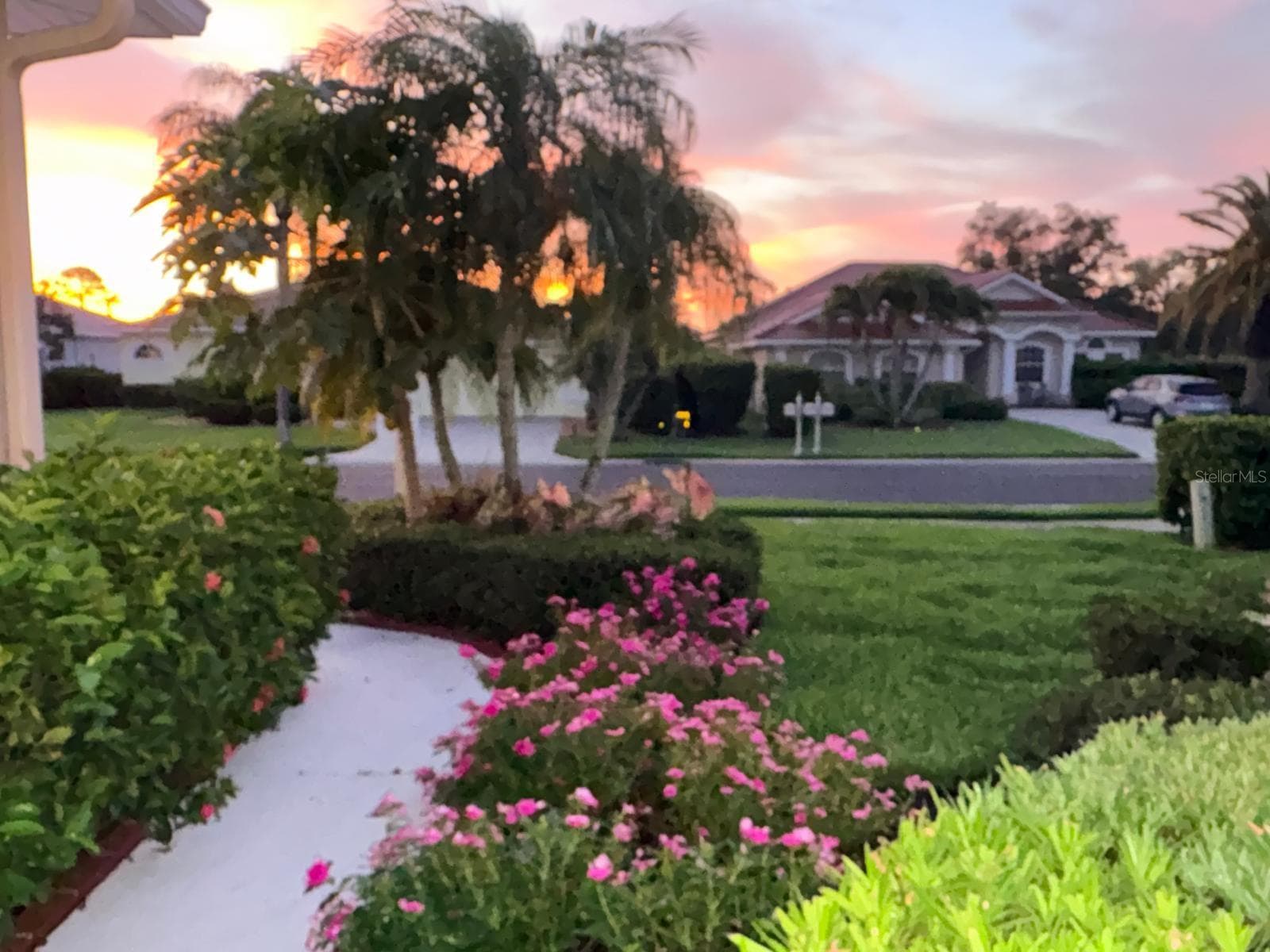 Single Family Residence at 7462 FEATHERSTONE BLVD, SARASOTA, photo 12 of 52