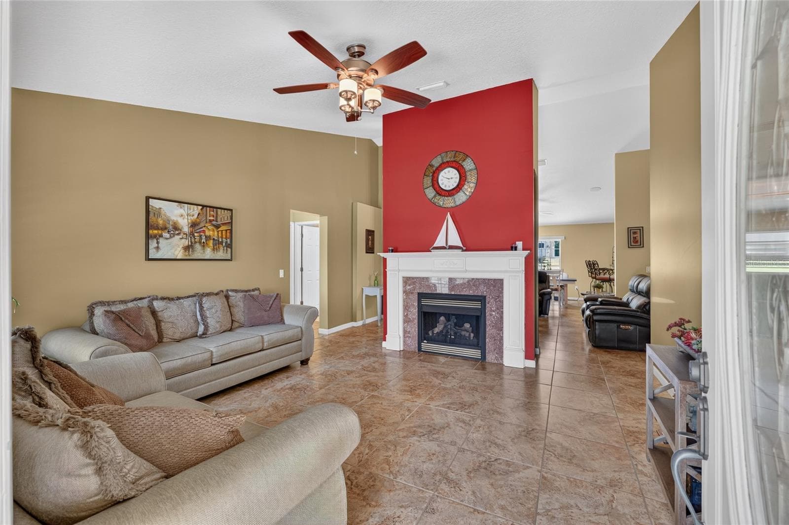Single Family Residence at 3830 GRIFFIN VIEW DR, LADY LAKE, photo 14 of 91
