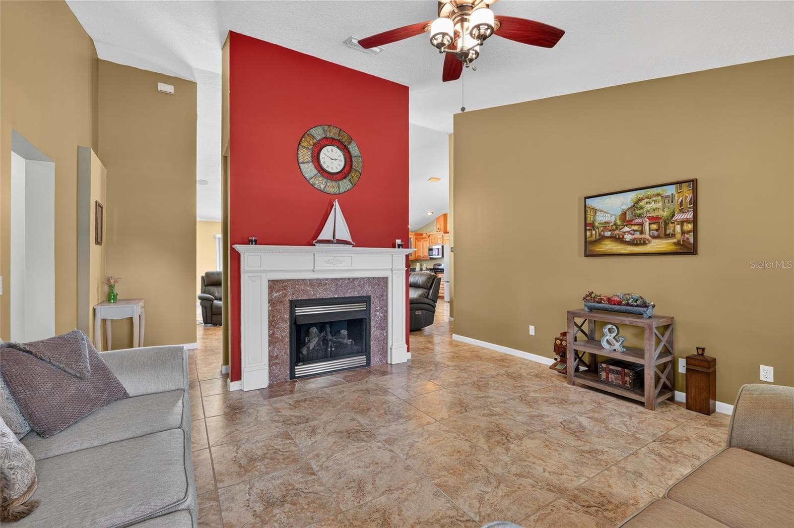 Single Family Residence at 3830 GRIFFIN VIEW DR, LADY LAKE, photo 18 of 91