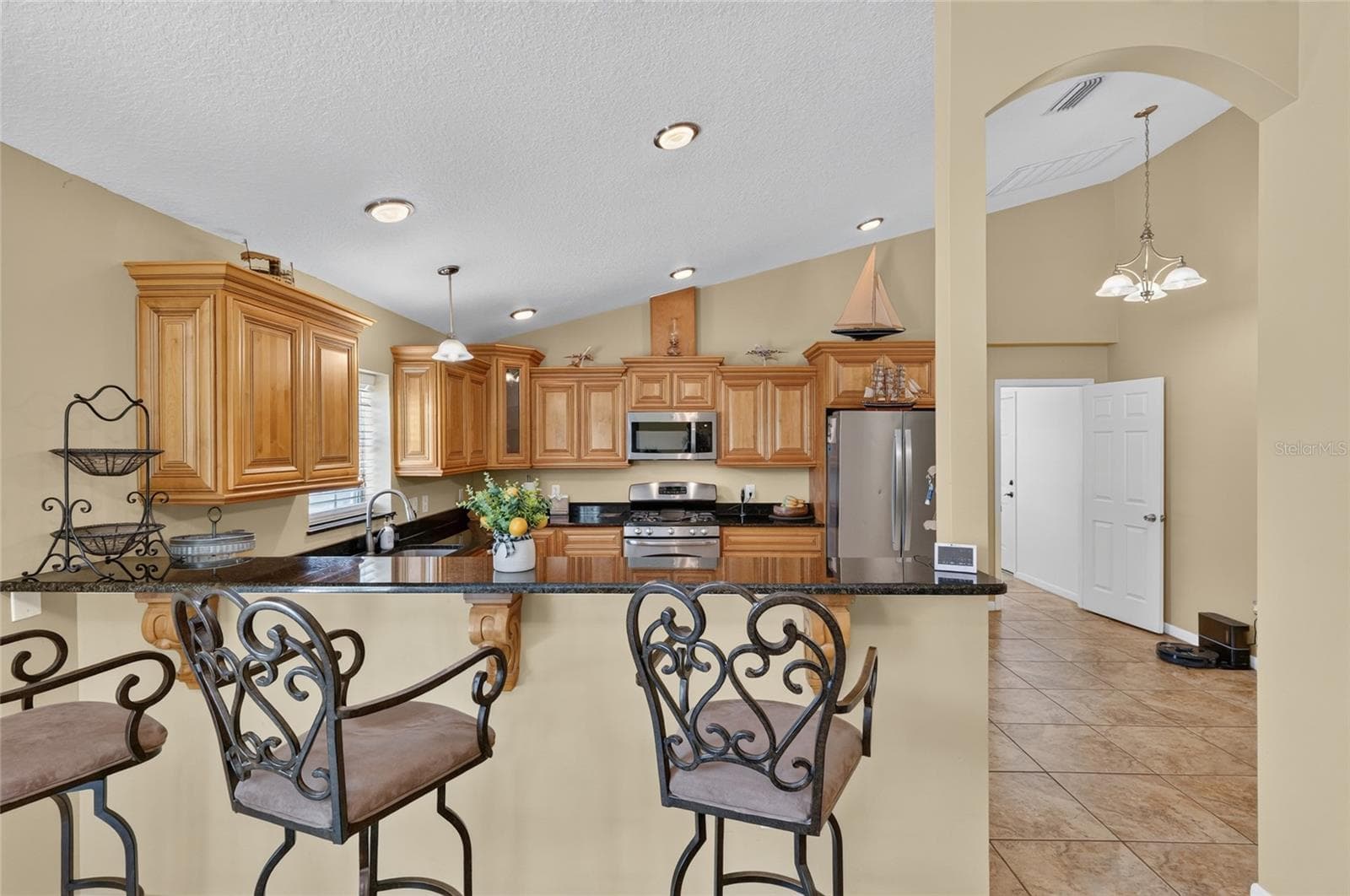 Single Family Residence at 3830 GRIFFIN VIEW DR, LADY LAKE, photo 25 of 91