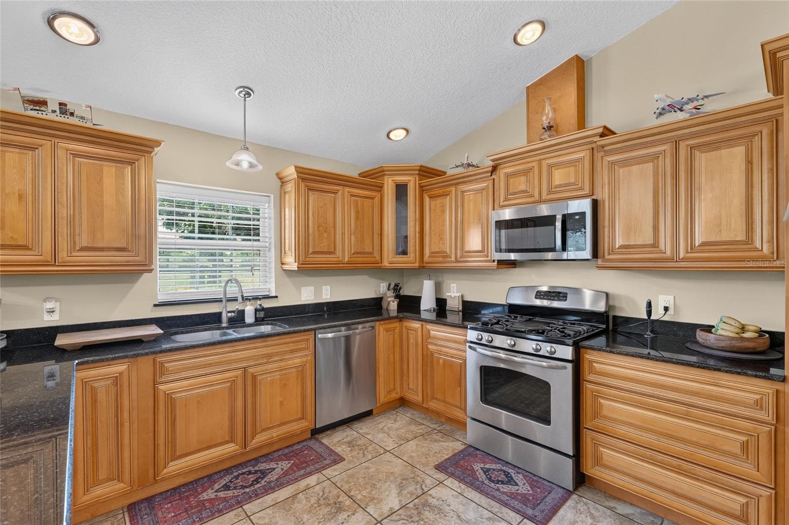 Single Family Residence at 3830 GRIFFIN VIEW DR, LADY LAKE, photo 28 of 91