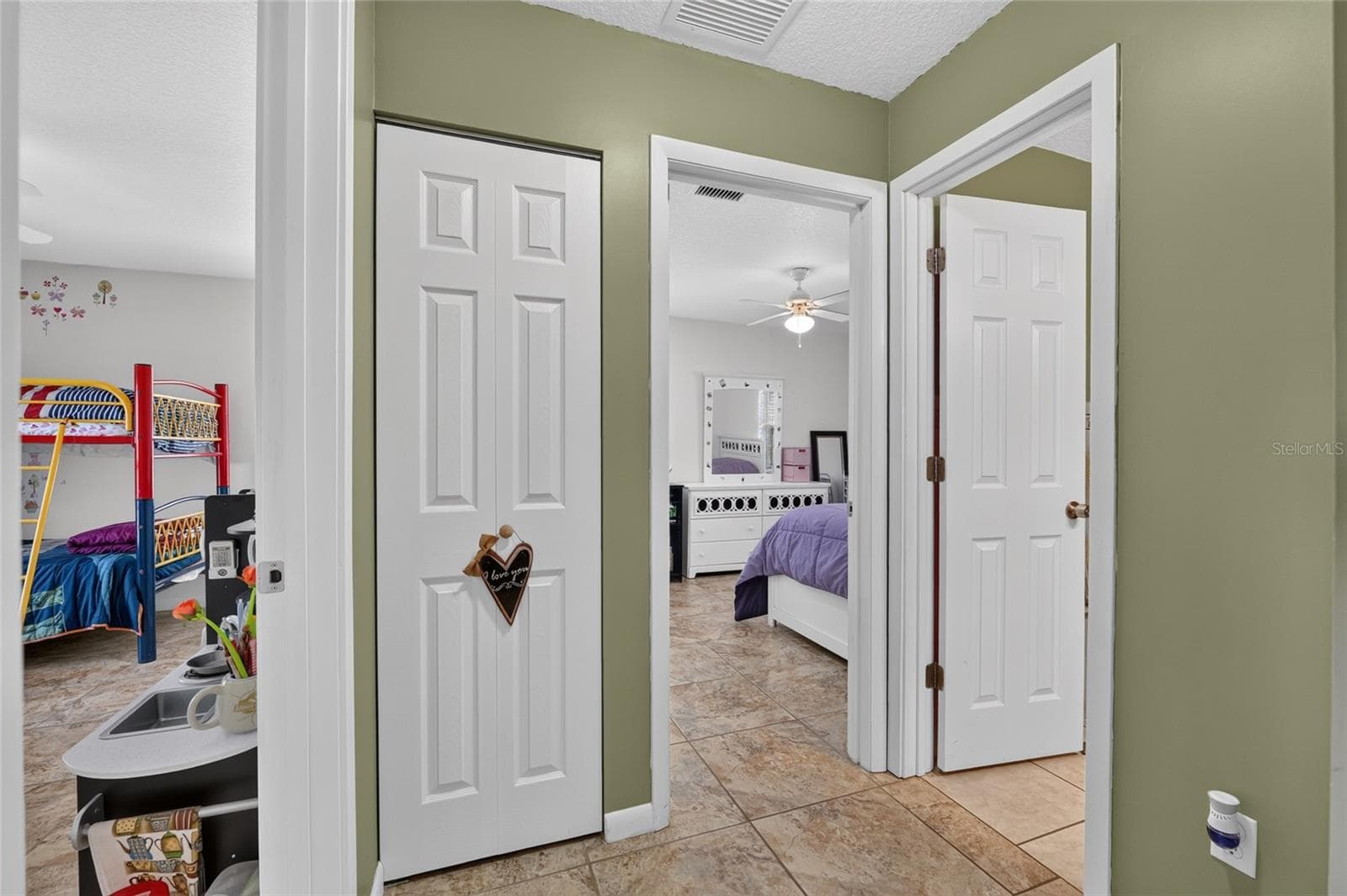 Single Family Residence at 3830 GRIFFIN VIEW DR, LADY LAKE, photo 41 of 91