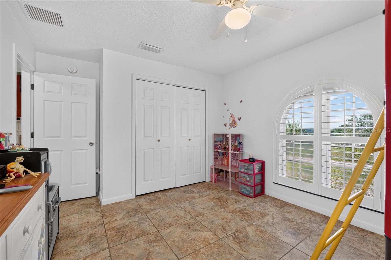 Single Family Residence at 3830 GRIFFIN VIEW DR, LADY LAKE, photo 43 of 91
