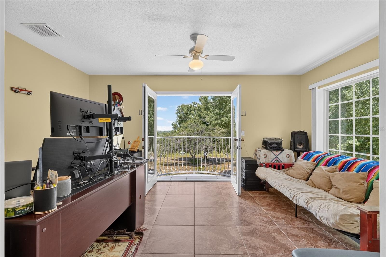 Single Family Residence at 3830 GRIFFIN VIEW DR, LADY LAKE, photo 52 of 91