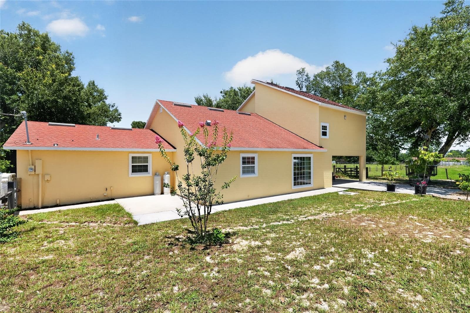 Single Family Residence at 3830 GRIFFIN VIEW DR, LADY LAKE, photo 70 of 91