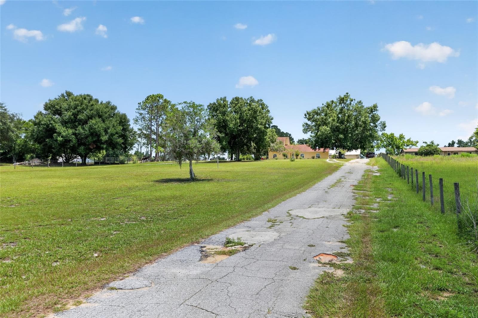 Single Family Residence at 3830 GRIFFIN VIEW DR, LADY LAKE, photo 86 of 91
