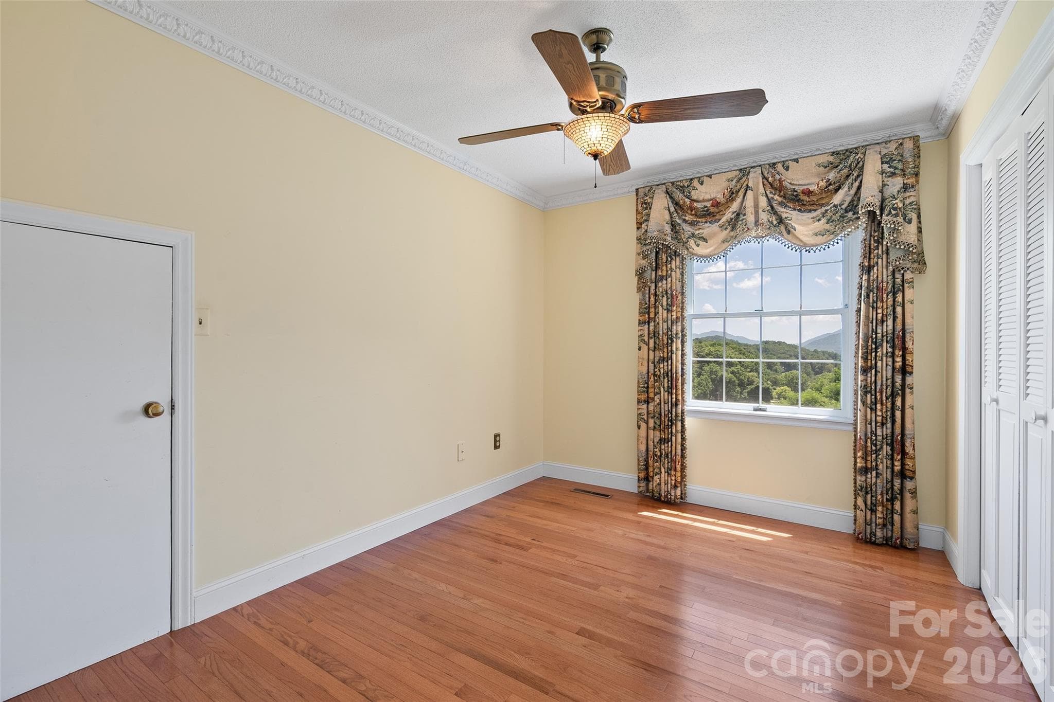 Single Family Residence at 121 Fortner Drive, Waynesville, photo 30 of 40