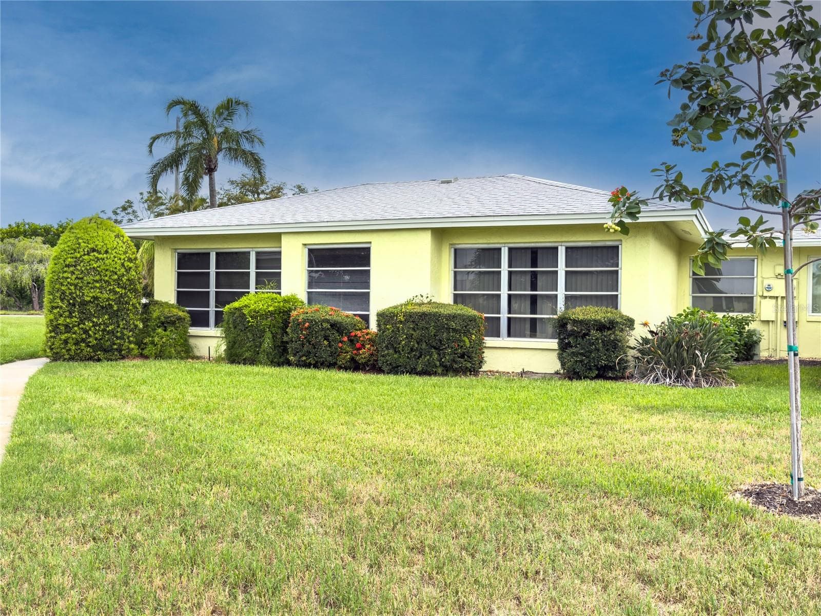 Condominium at 7011 10TH AVE W, BRADENTON, photo 19 of 60