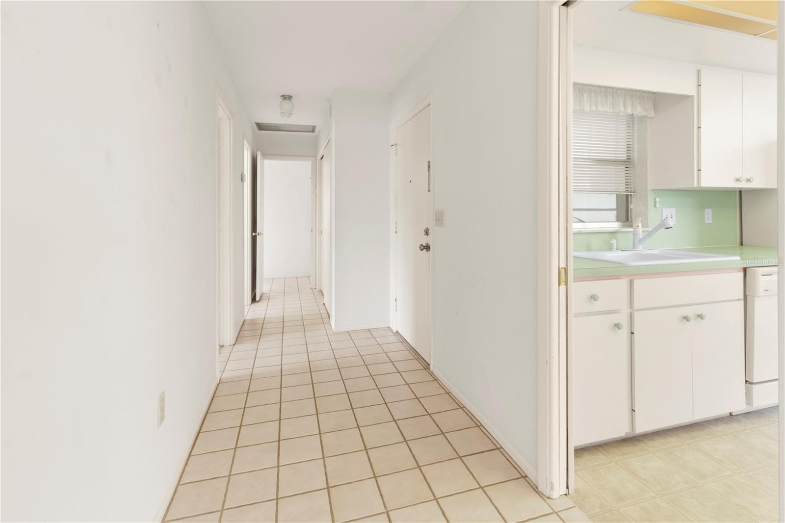 Condominium at 7011 10TH AVE W, BRADENTON, photo 27 of 60
