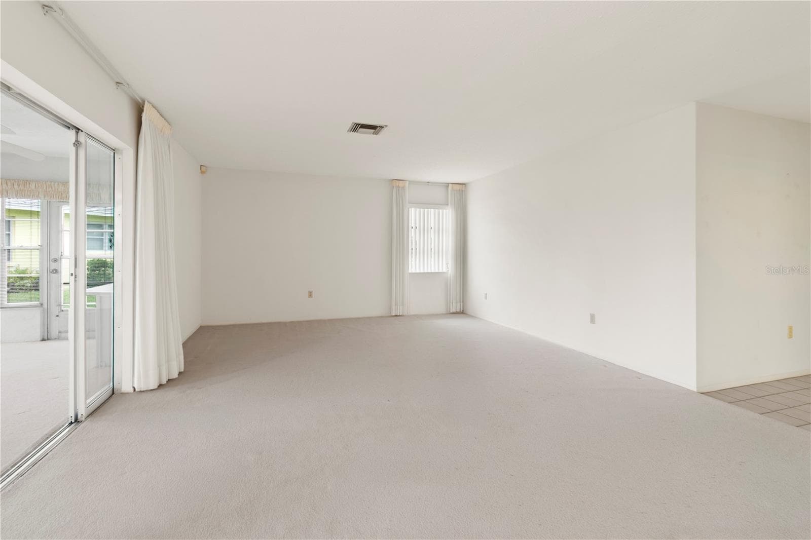 Condominium at 7011 10TH AVE W, BRADENTON, photo 29 of 60