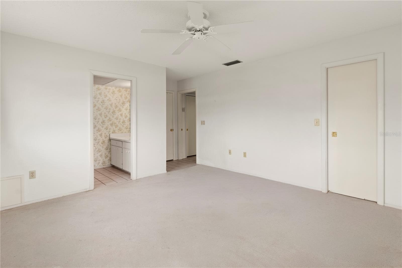 Condominium at 7011 10TH AVE W, BRADENTON, photo 51 of 60