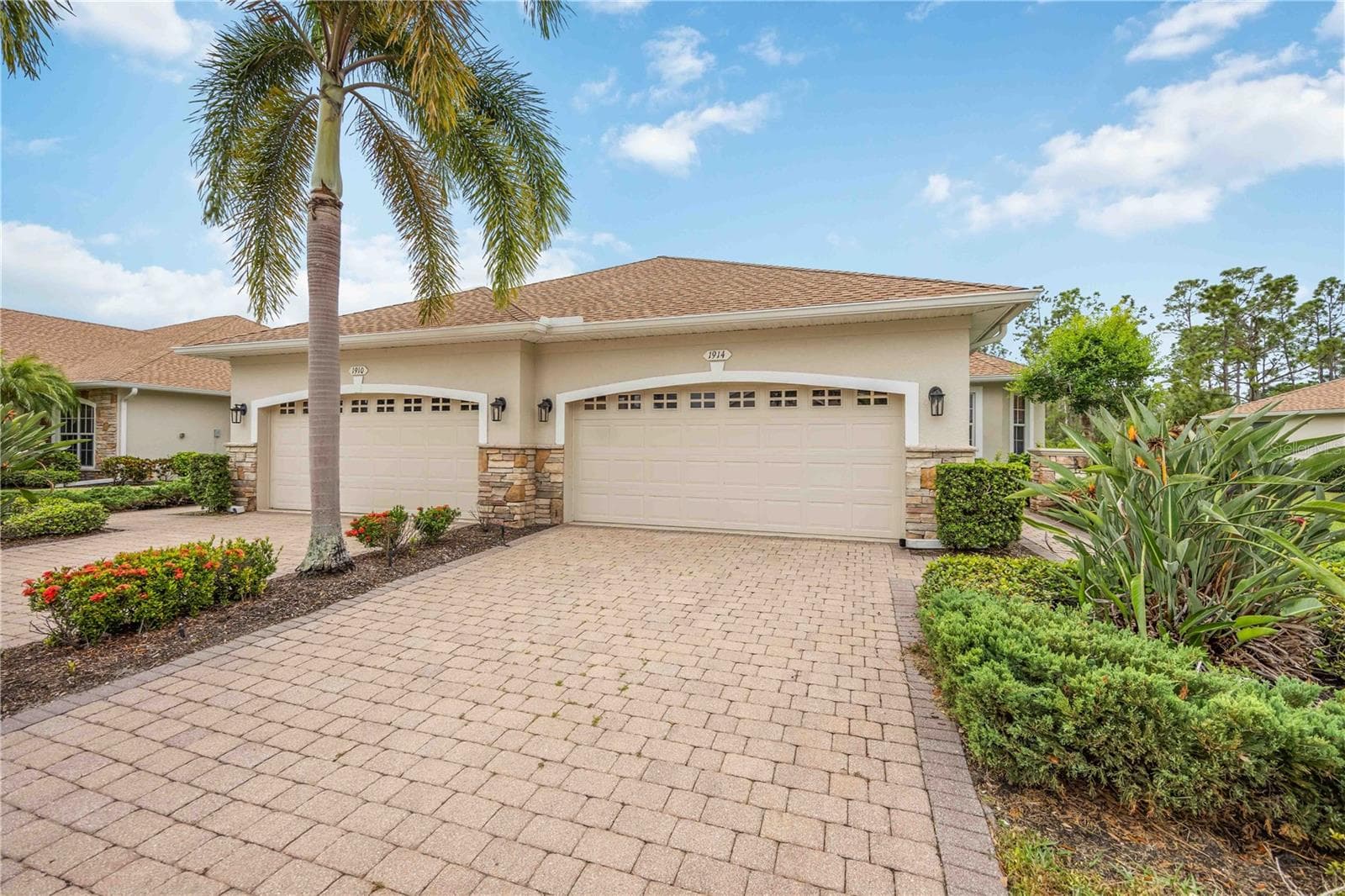 Front view with paver driveway - 1914 SCARLETT AVE, NORTH PORT