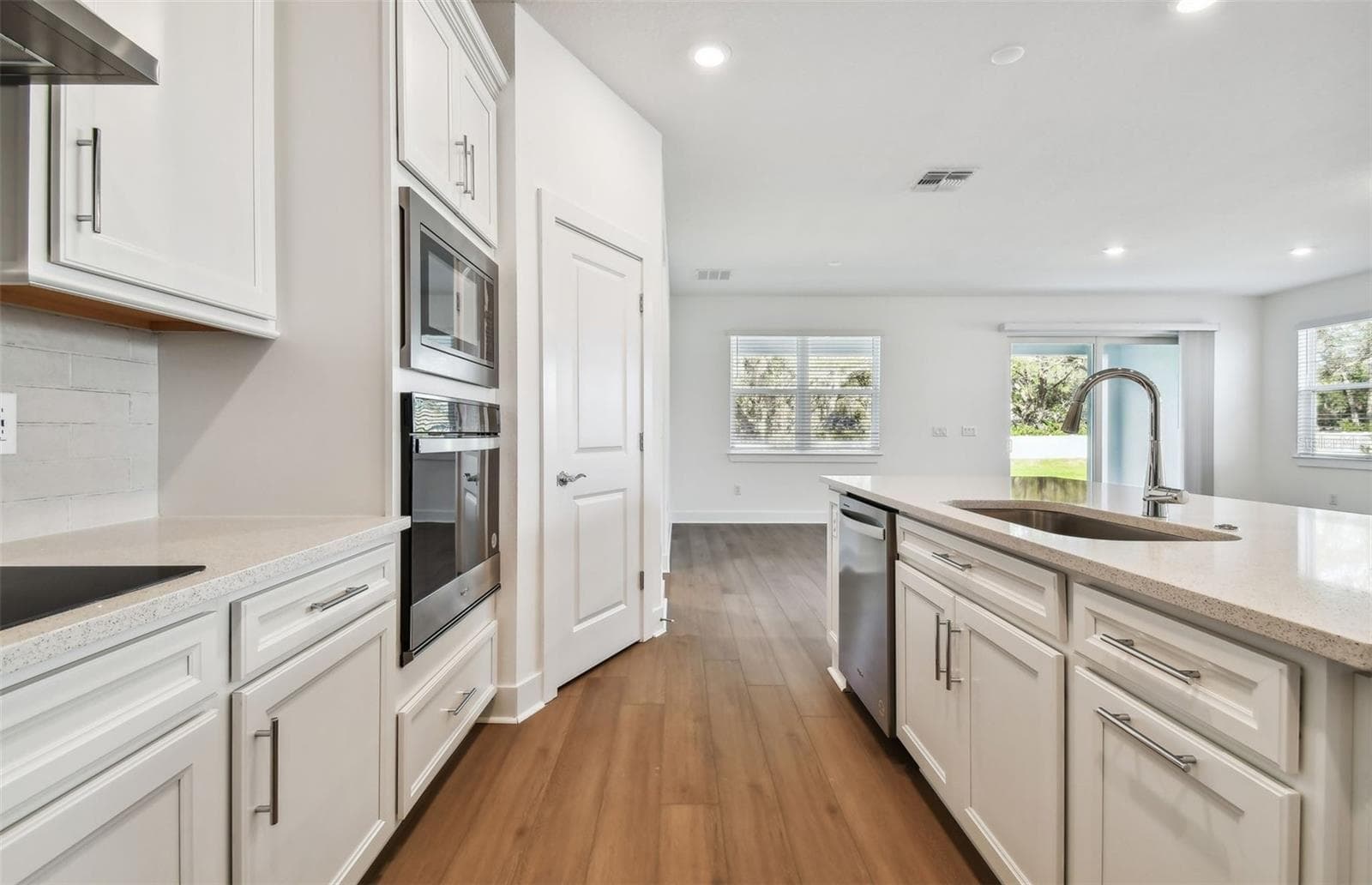 Model Representation - 6718 ASBURY BARNES LN, WESLEY CHAPEL