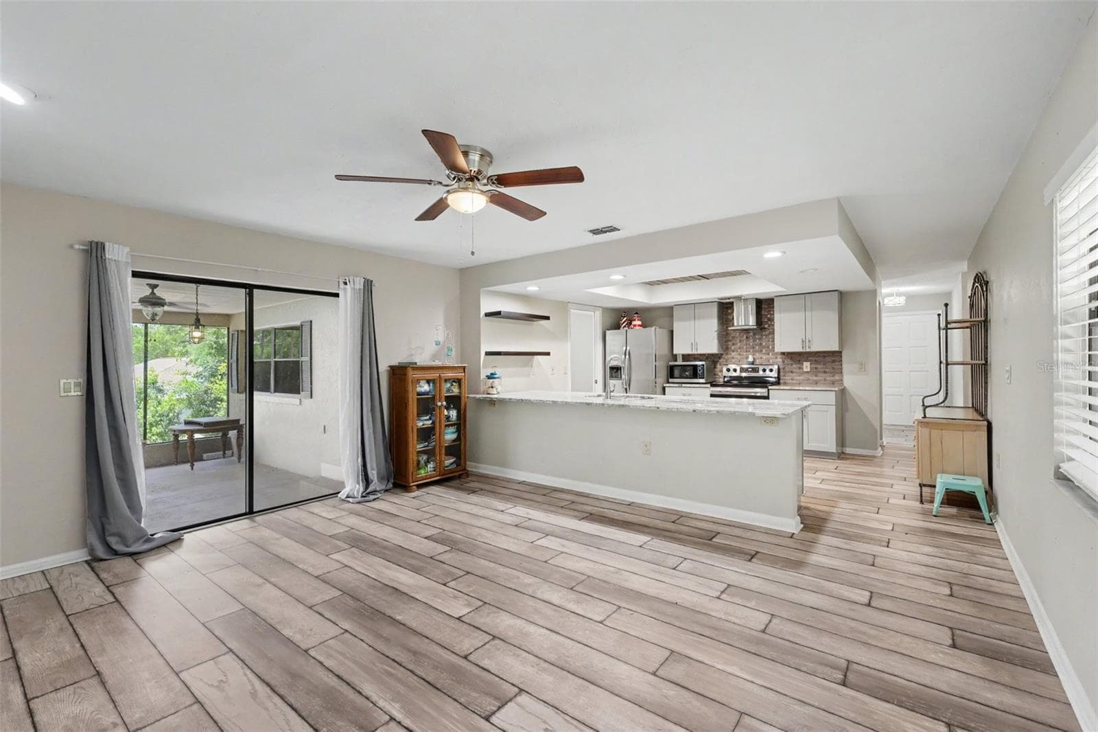 Single Family Residence at 9491 SW 200TH CT, DUNNELLON, photo 6 of 43