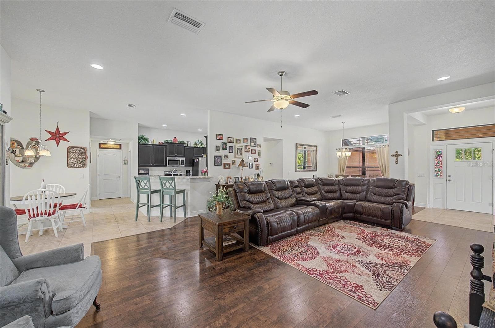 Living Room - 27928 AUSTIN WOODS DRIVE, DADE CITY