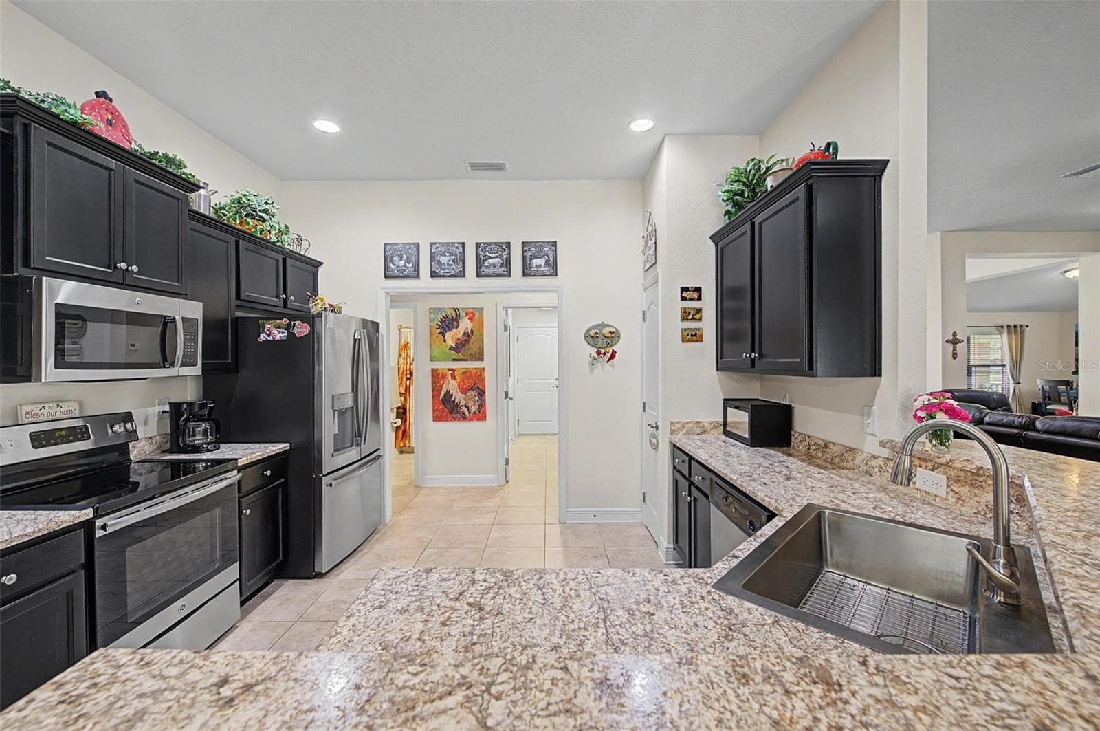 Kitchen - 27928 AUSTIN WOODS DRIVE, DADE CITY
